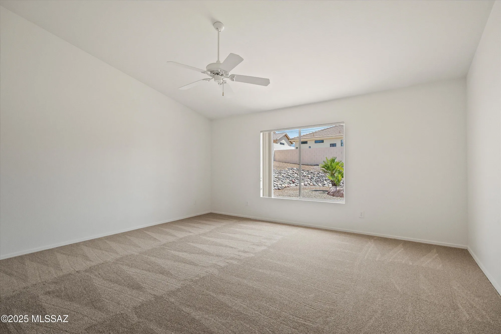 Property Slideshow image 24 of 51 | 65815 e desert sands dr, Saddlebrooke, AZ, 85739