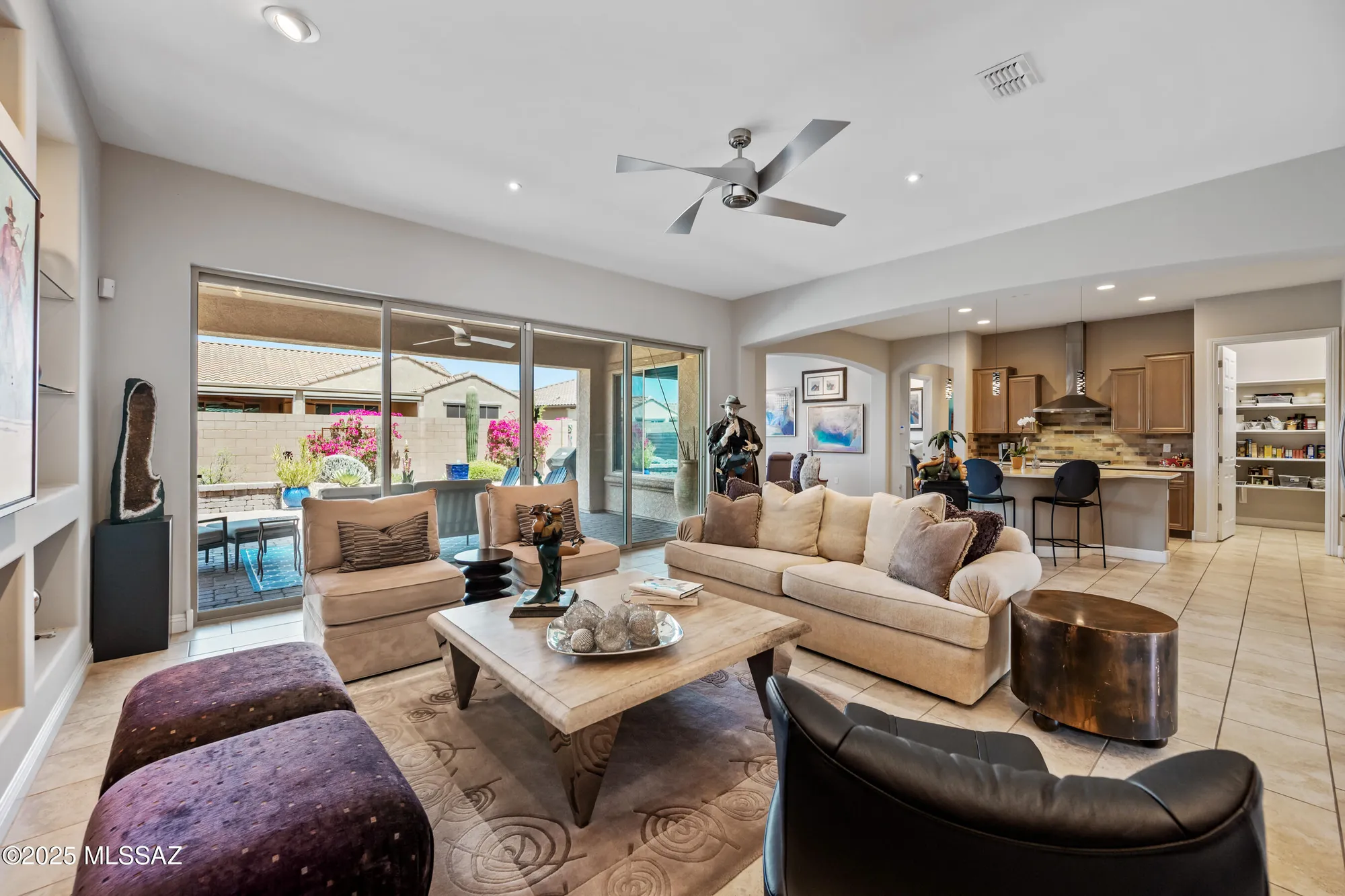 Property Slideshow image 15 of 49 | 13945 n bright angel trl, Marana, AZ, 85658