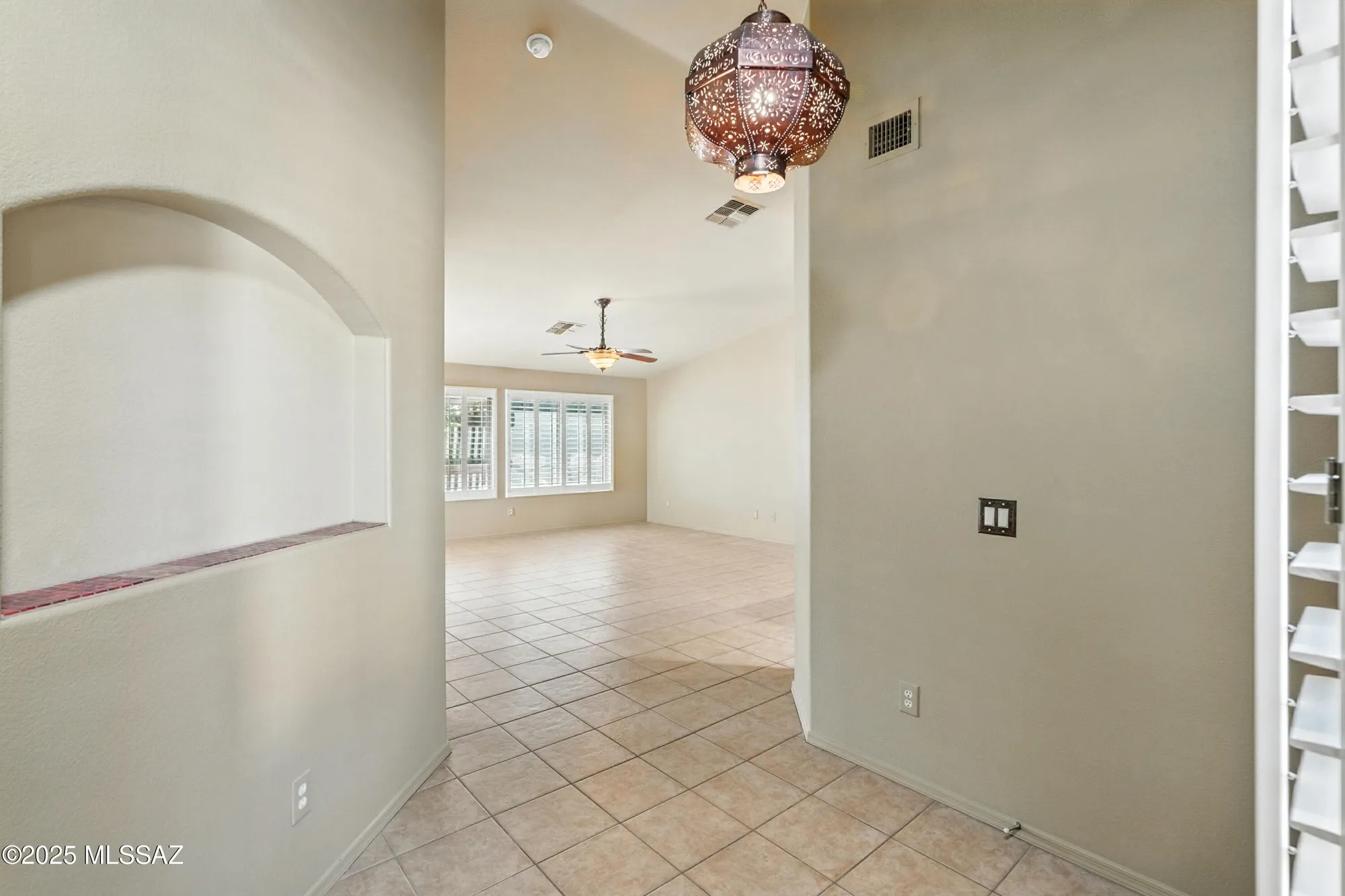 Property Slideshow image 7 of 50 | 1864 e mourning dove ct, Green Valley, AZ, 85614