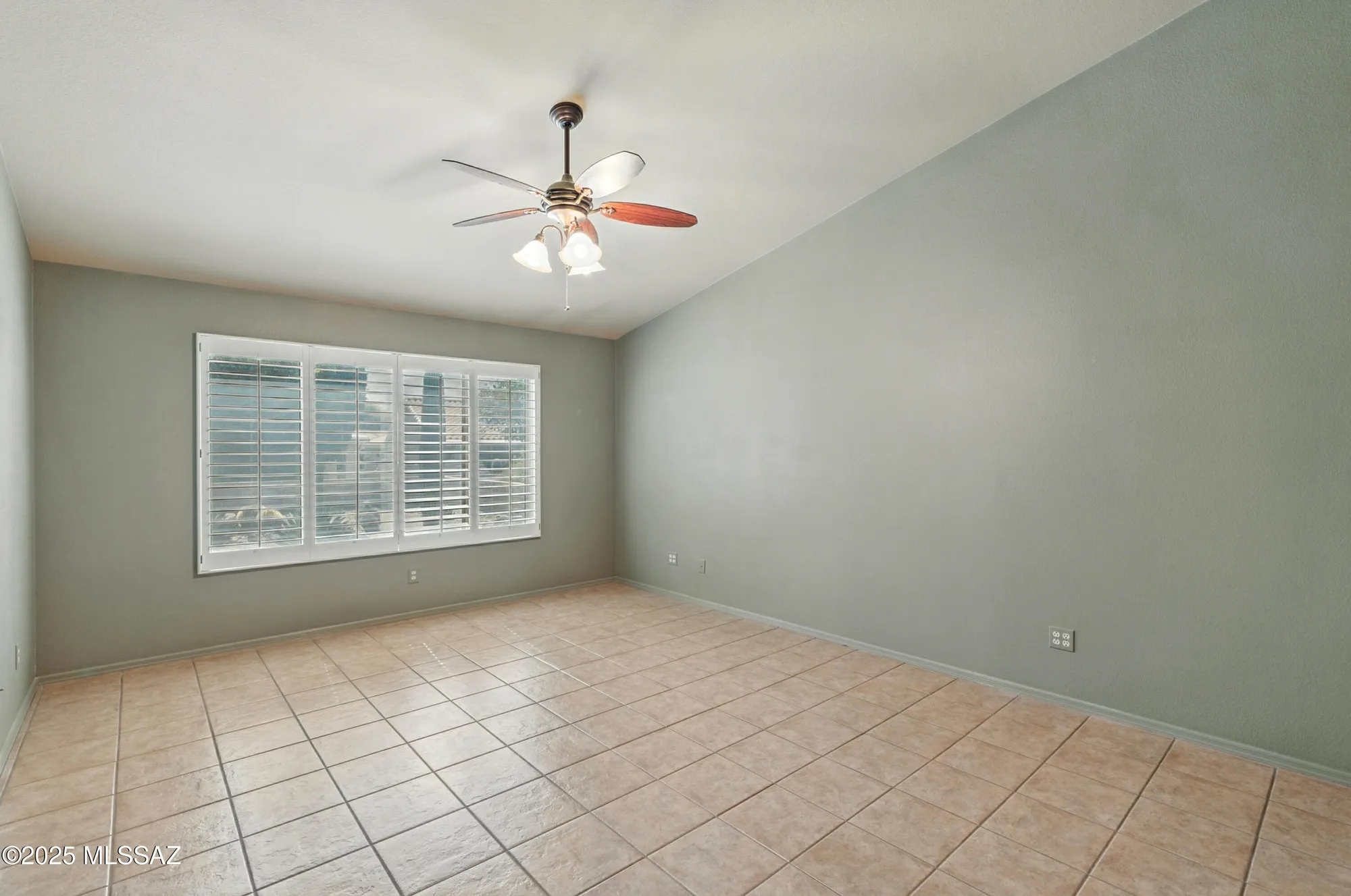 Property Slideshow image 23 of 50 | 1864 e mourning dove ct, Green Valley, AZ, 85614