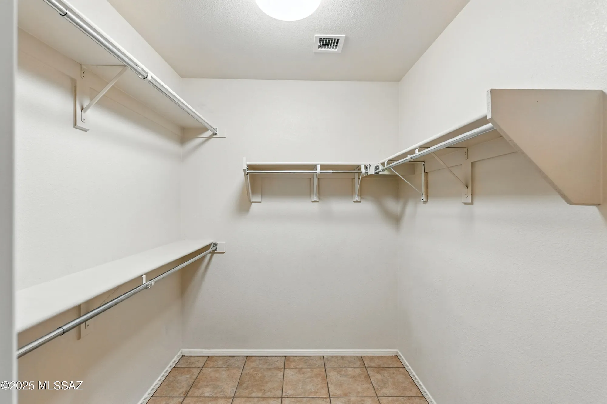 Property Slideshow image 31 of 50 | 1864 e mourning dove ct, Green Valley, AZ, 85614