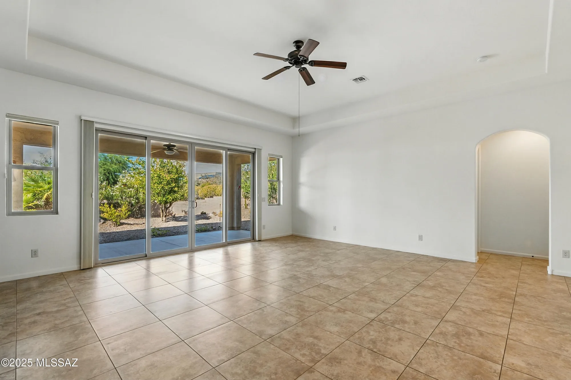 Property Slideshow image 12 of 50 | 1979 e orinda ln, Green Valley, AZ, 85614