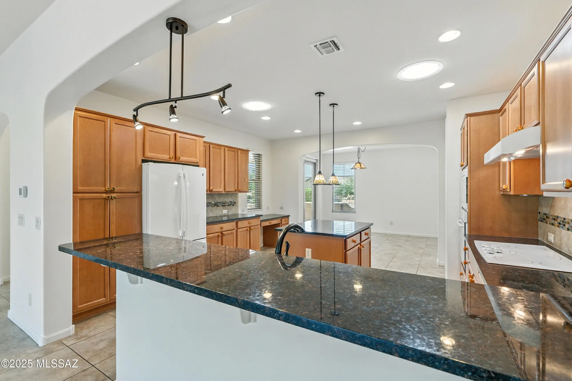 Property Slideshow image 15 of 50 | 1979 e orinda ln, Green Valley, AZ, 85614