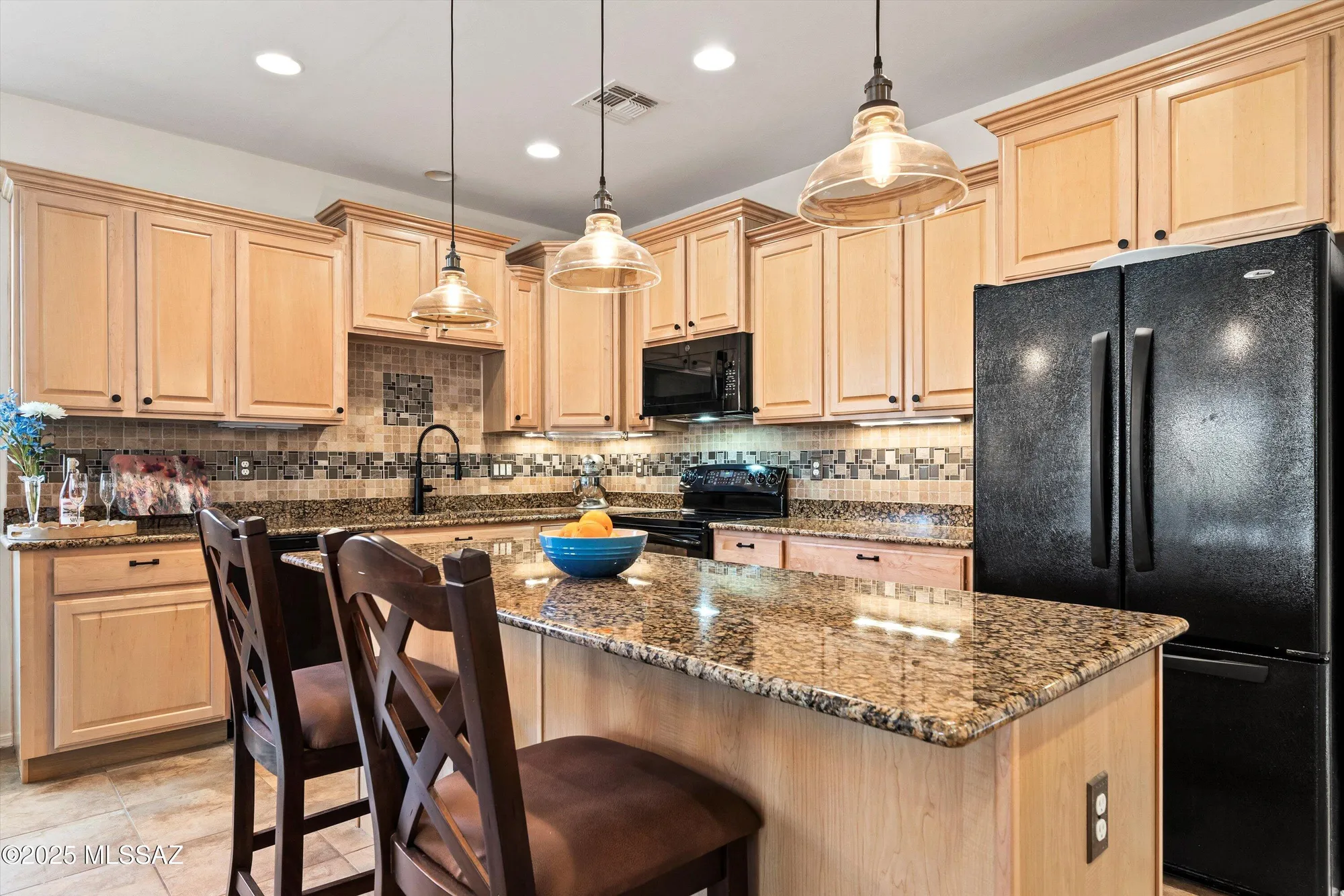 Property Slideshow image 15 of 50 | 13773 e carruthers st, Vail, AZ, 85641
