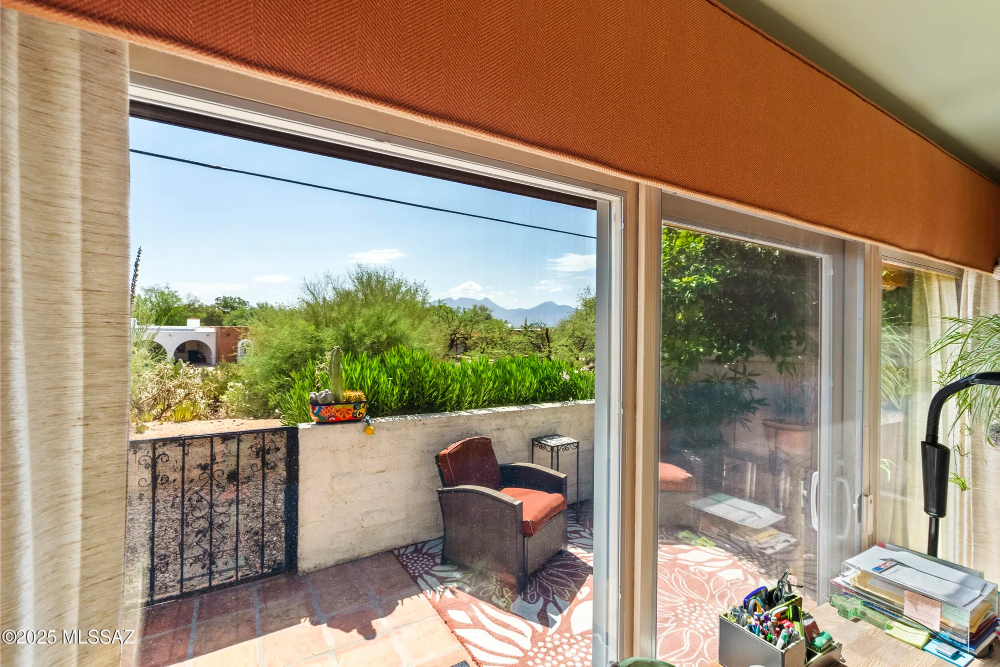 Property Slideshow image 19 of 32 | 211 s circulo napa, Green Valley, AZ, 85614