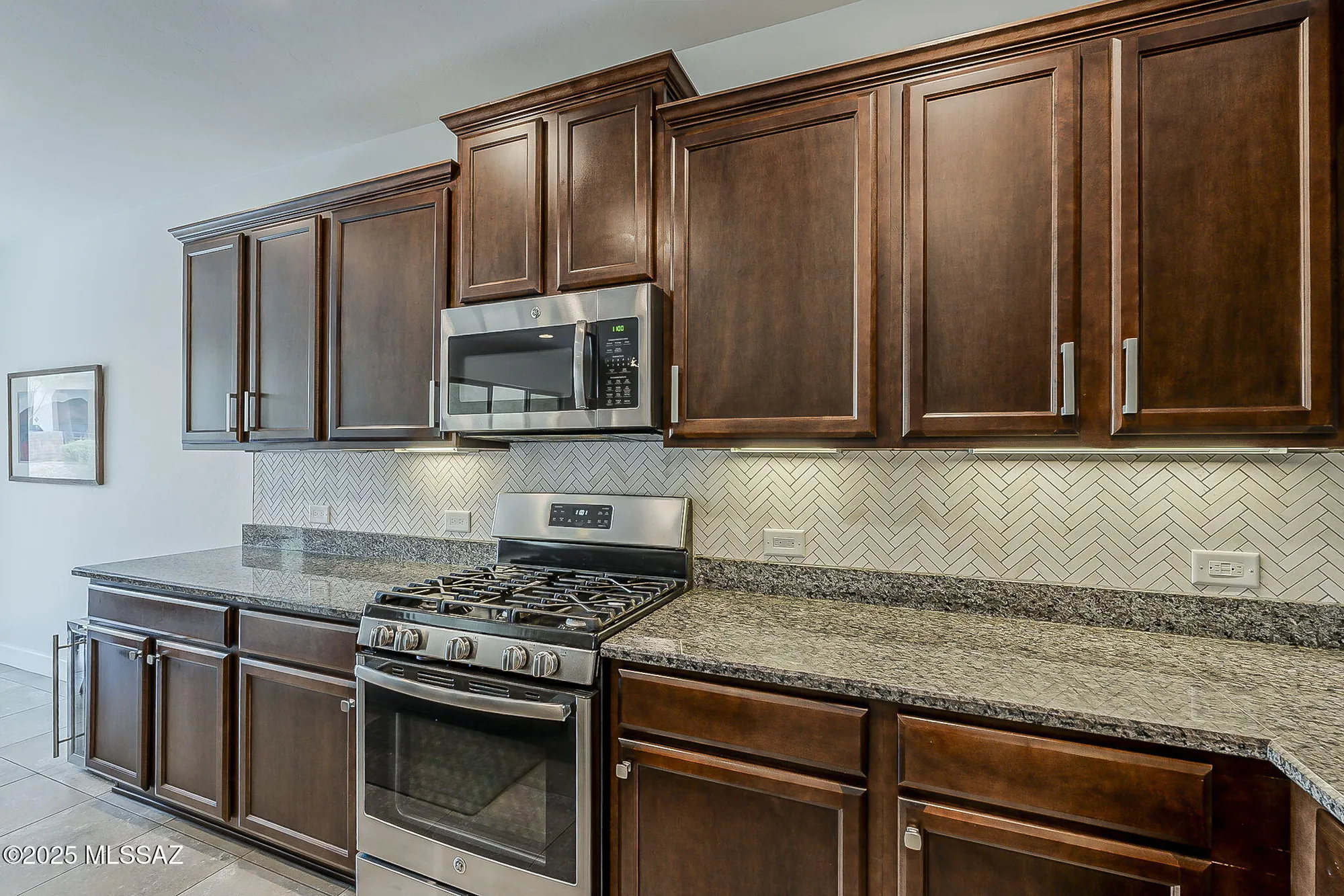 Property Slideshow image 19 of 48 | 1762 e sage thrasher dr, Green Valley, AZ, 85614