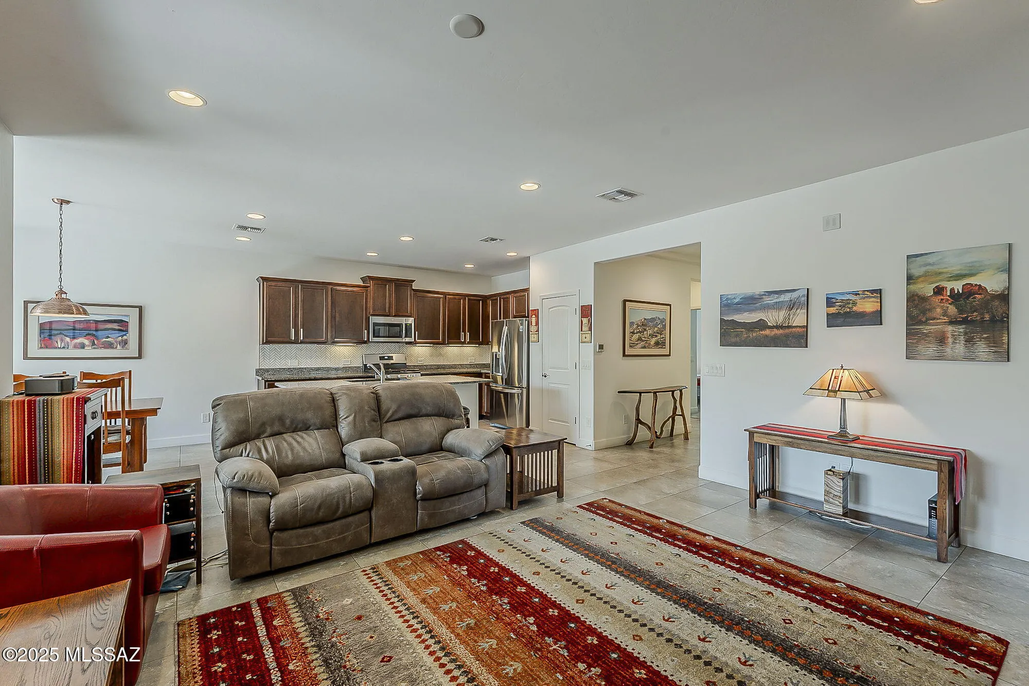 Property Slideshow image 15 of 48 | 1762 e sage thrasher dr, Green Valley, AZ, 85614