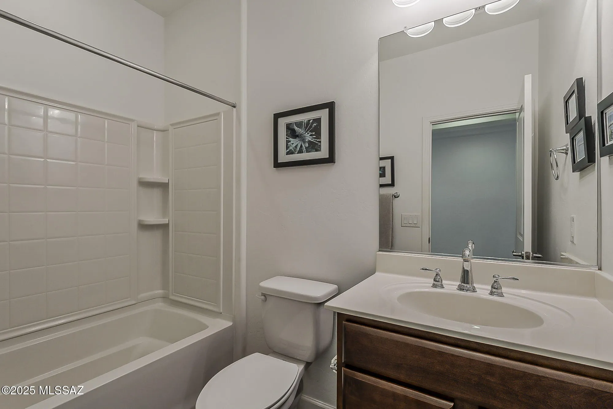 Property Slideshow image 43 of 48 | 1762 e sage thrasher dr, Green Valley, AZ, 85614