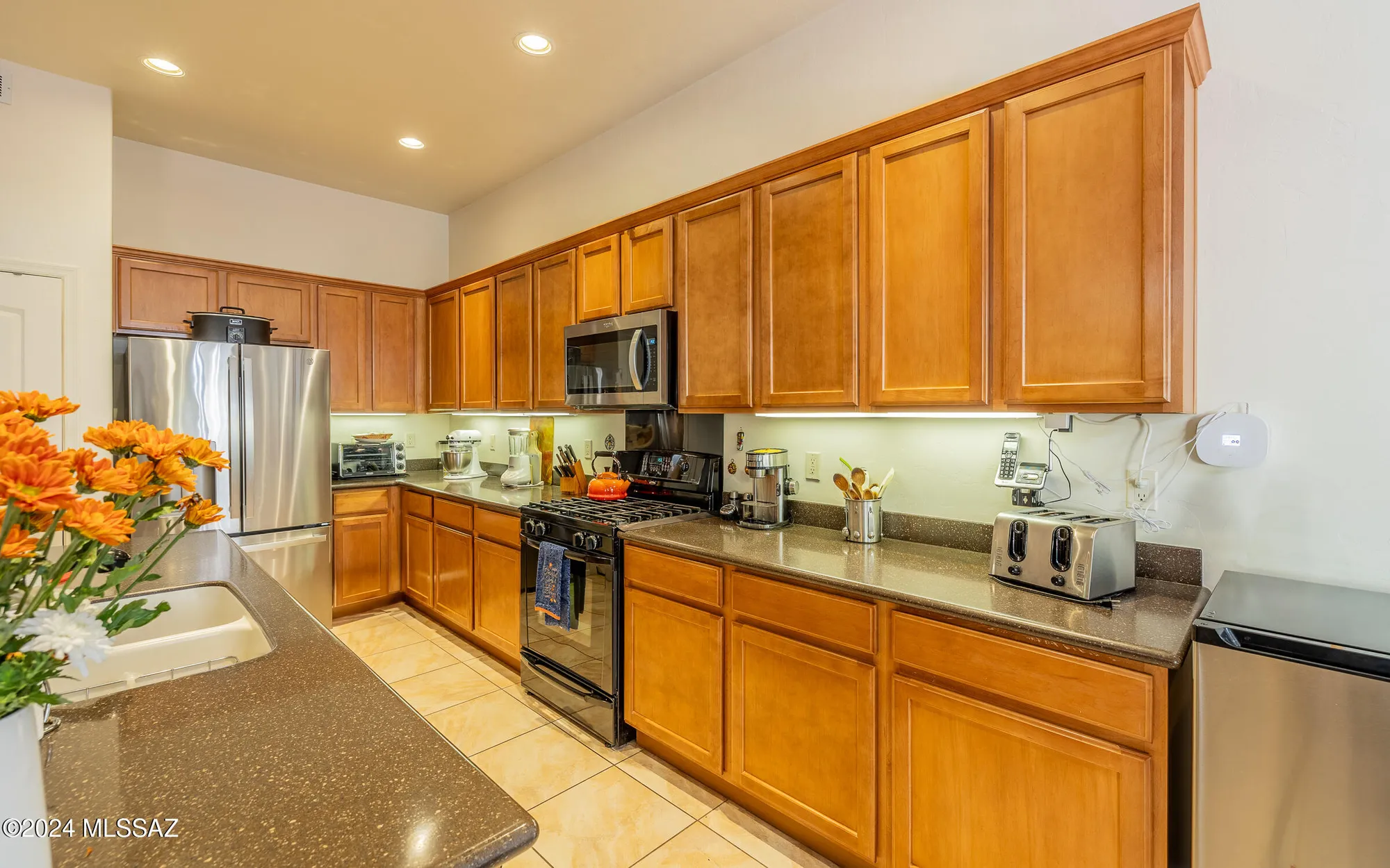 Property Slideshow image 9 of 41 | 5860 s painted canyon dr, Green Valley, AZ, 85622