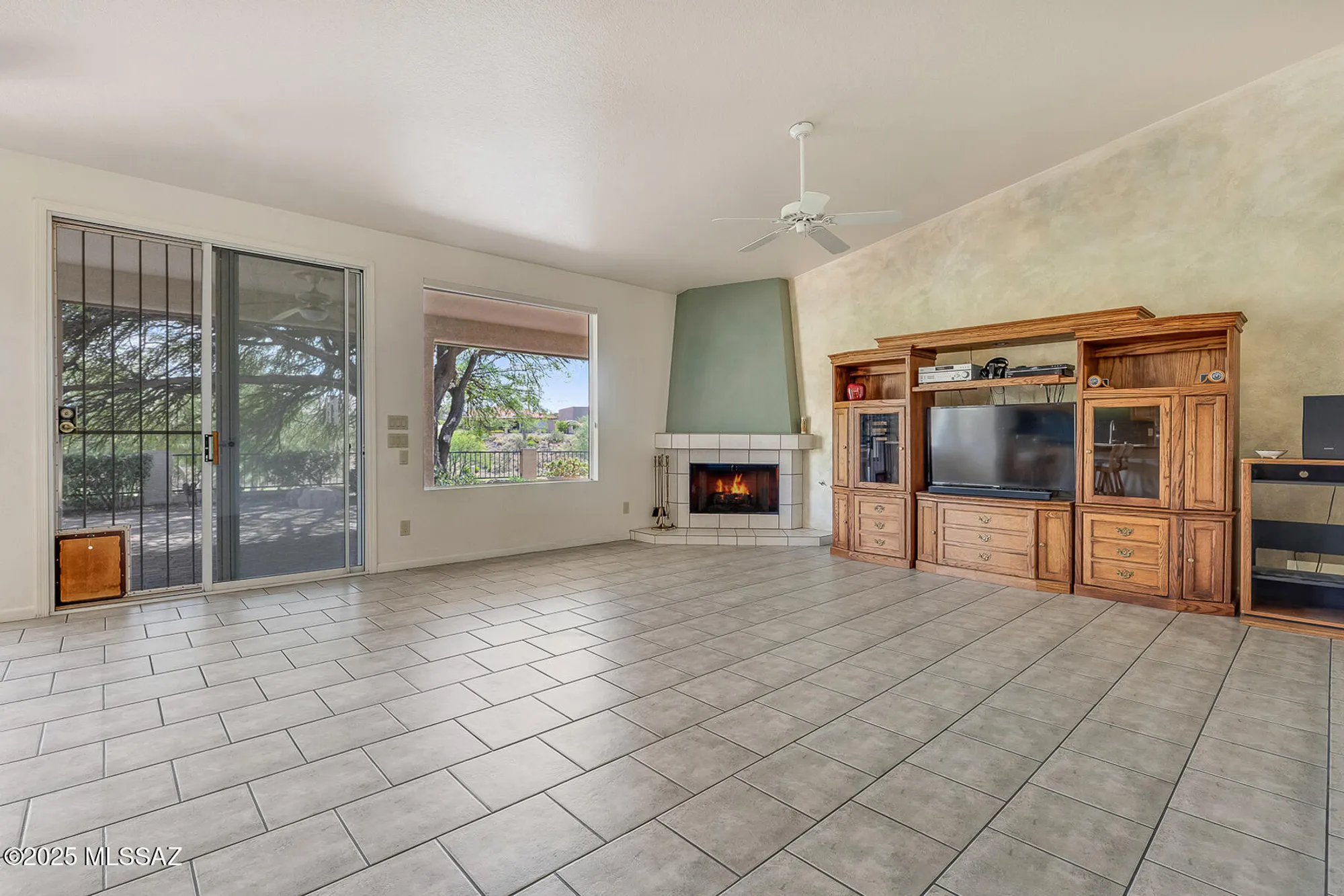Property Slideshow image 11 of 50 | 64683 e rosewood dr, Tucson, AZ, 85739