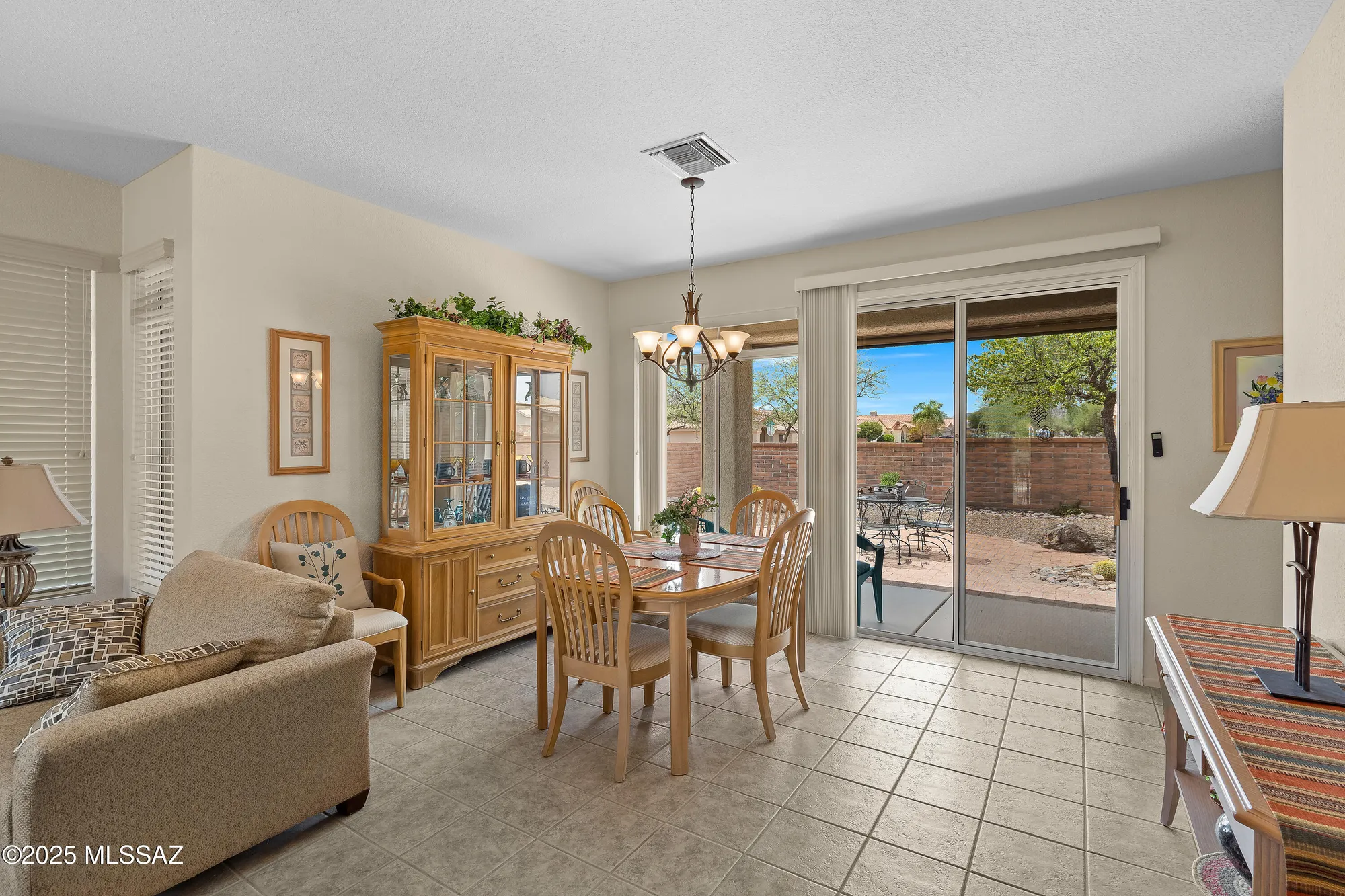 Property Slideshow image 9 of 31 | 14501 n rock springs ln, Oro Valley, AZ, 85755