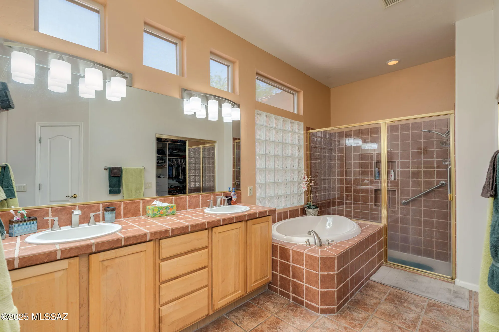 Property Slideshow image 24 of 51 | 1894 e longspur pl, Green Valley, AZ, 85614