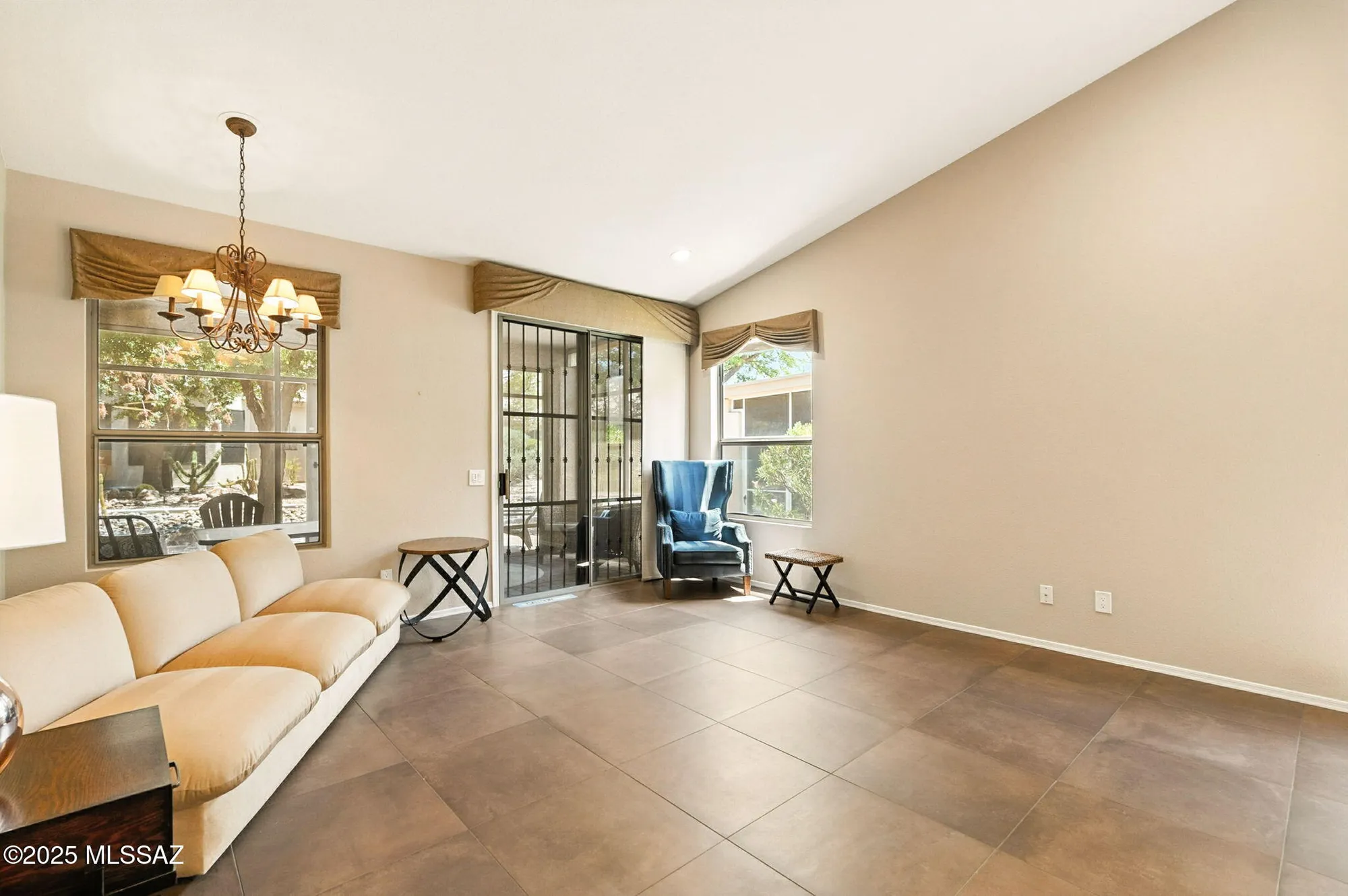 Property Slideshow image 3 of 28 | 38869 s casual dr, Saddlebrooke, AZ, 85739