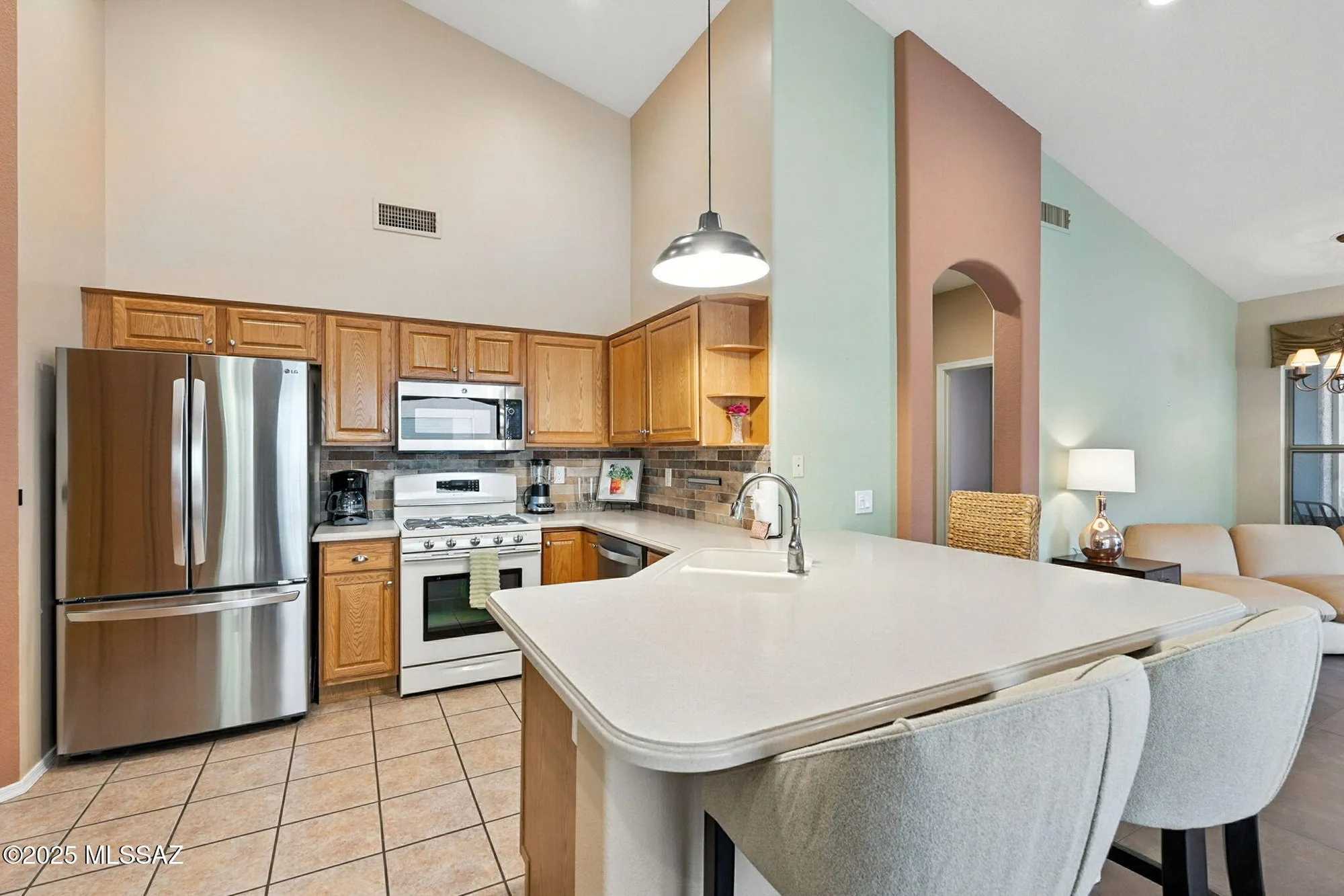 Property Slideshow image 7 of 28 | 38869 s casual dr, Saddlebrooke, AZ, 85739