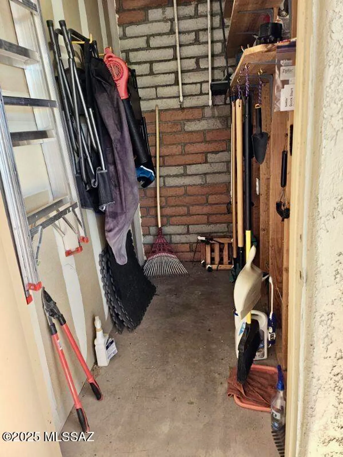 Property Slideshow image 34 of 41 | 1439 w camino calderon, Green Valley, AZ, 85622