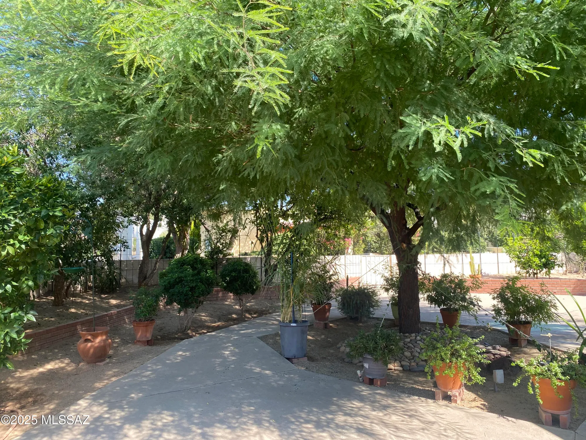 Property Slideshow image 37 of 48 | 7921 n casas carmen, Tucson, AZ, 85742