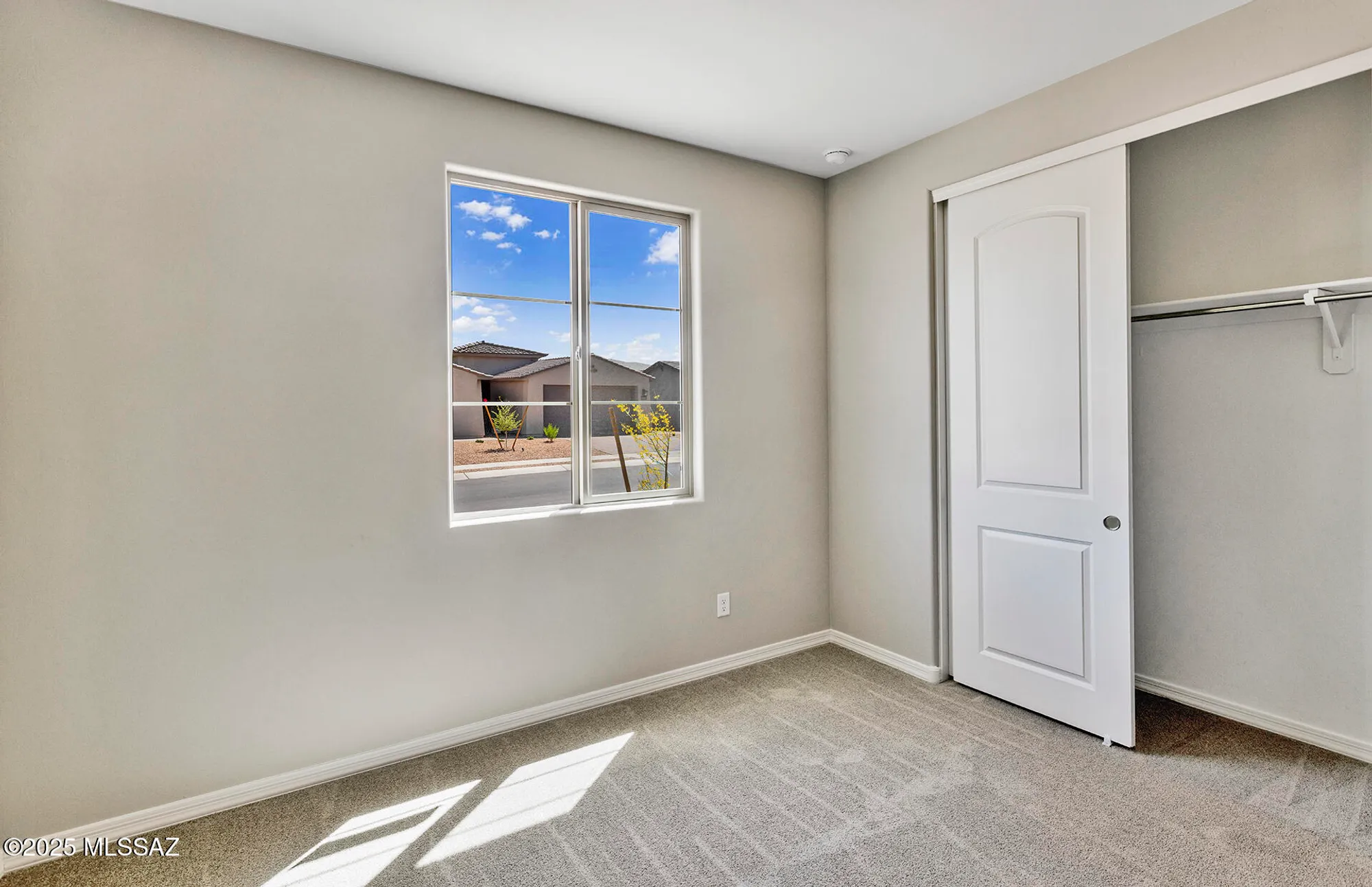 Property Slideshow image 5 of 25 | 8068 s sonoran oak dr, Tucson, AZ, 85747