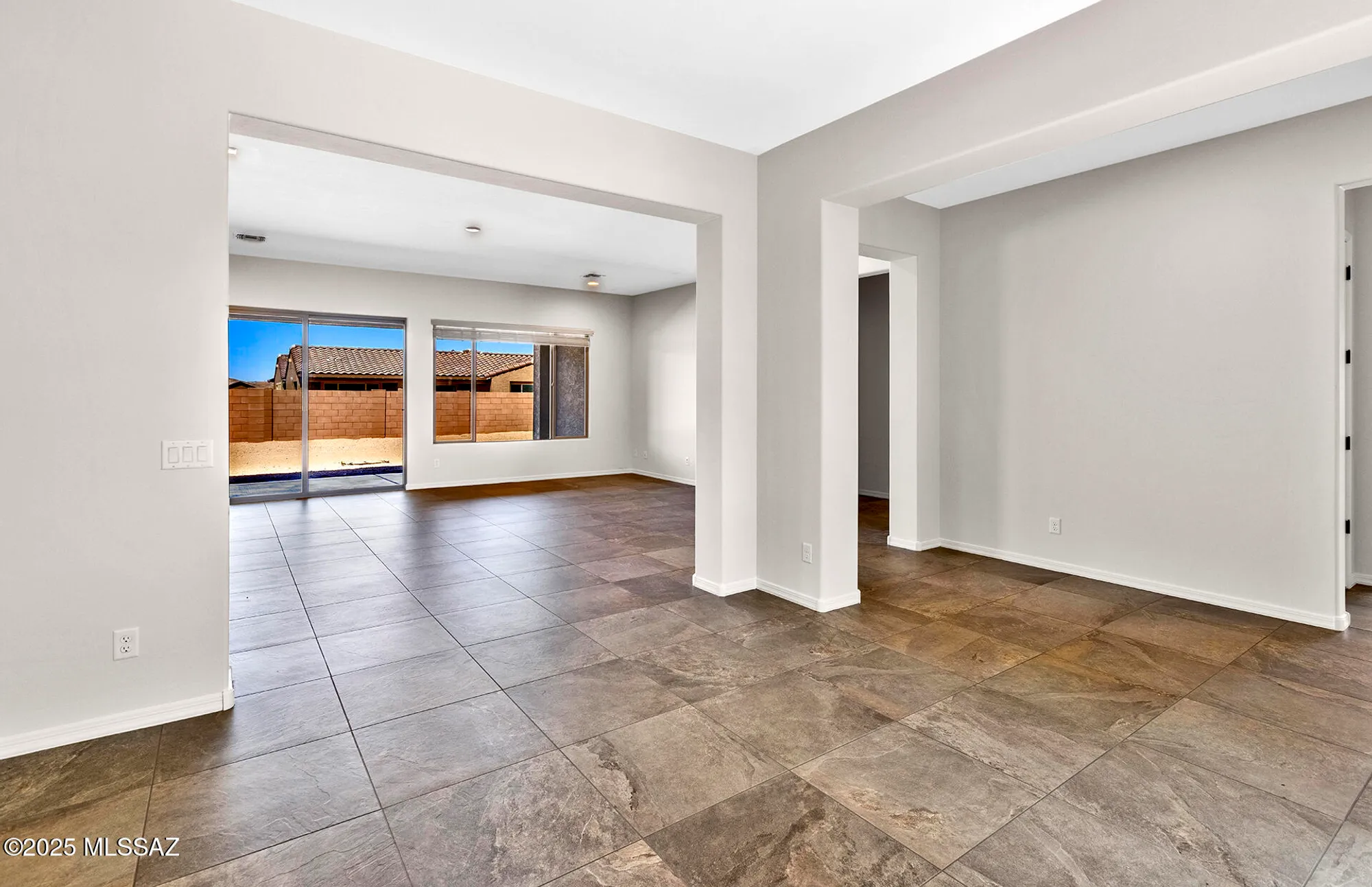 Property Slideshow image 9 of 28 | 8014 s velvet ash dr, Tucson, AZ, 85747