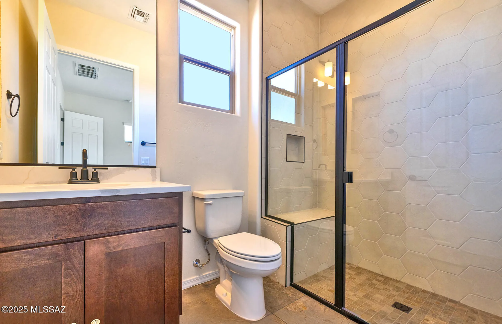 Property Slideshow image 5 of 28 | 8014 s velvet ash dr, Tucson, AZ, 85747