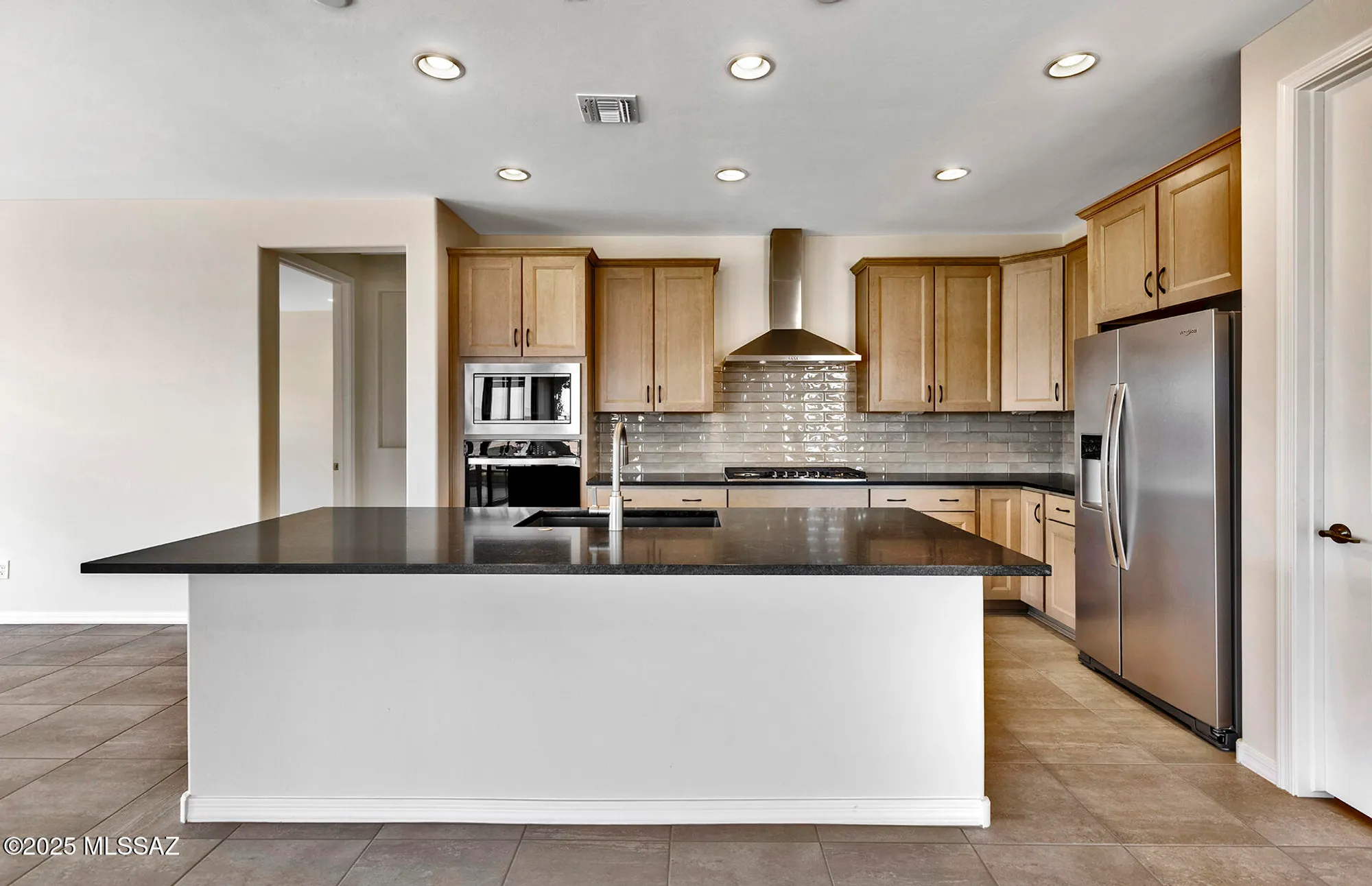Property Slideshow image 14 of 26 | 8109 s sonoran oak dr, Tucson, AZ, 85747