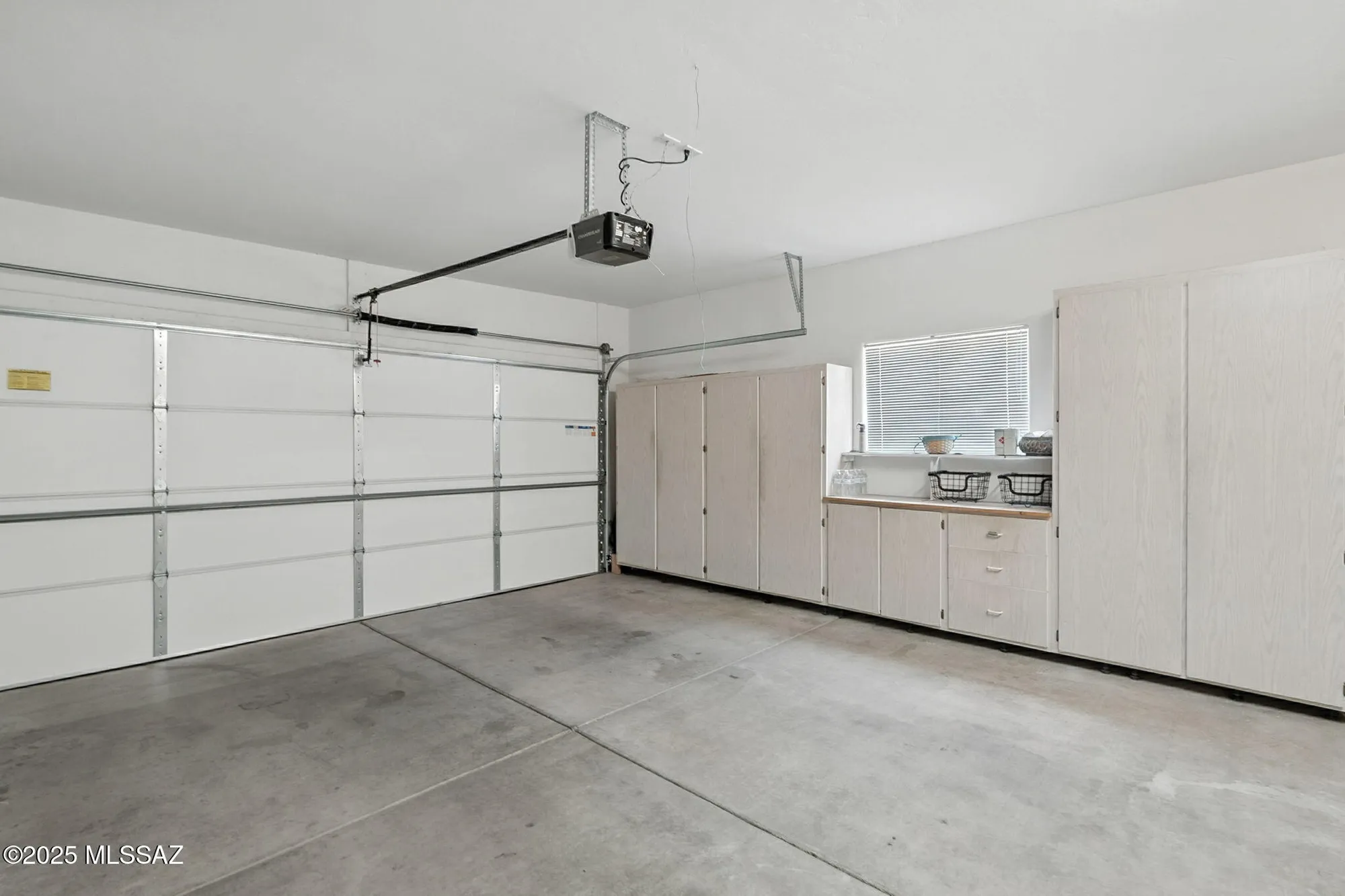 Property Slideshow image 27 of 32 | 580 w crenshaw ln, Green Valley, AZ, 85614