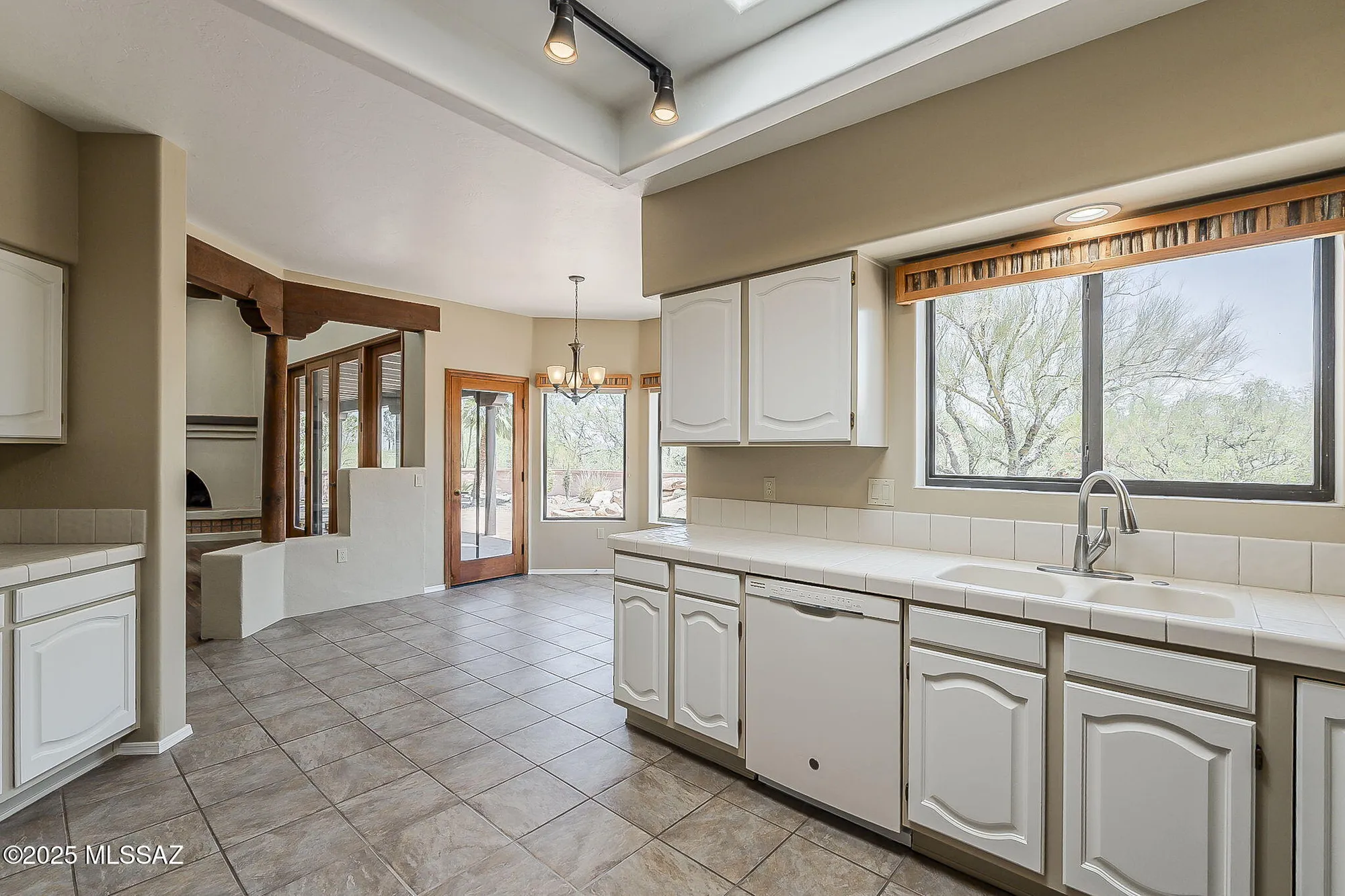 Property Slideshow image 20 of 51 | 459 s camino holgado, Green Valley, AZ, 85614