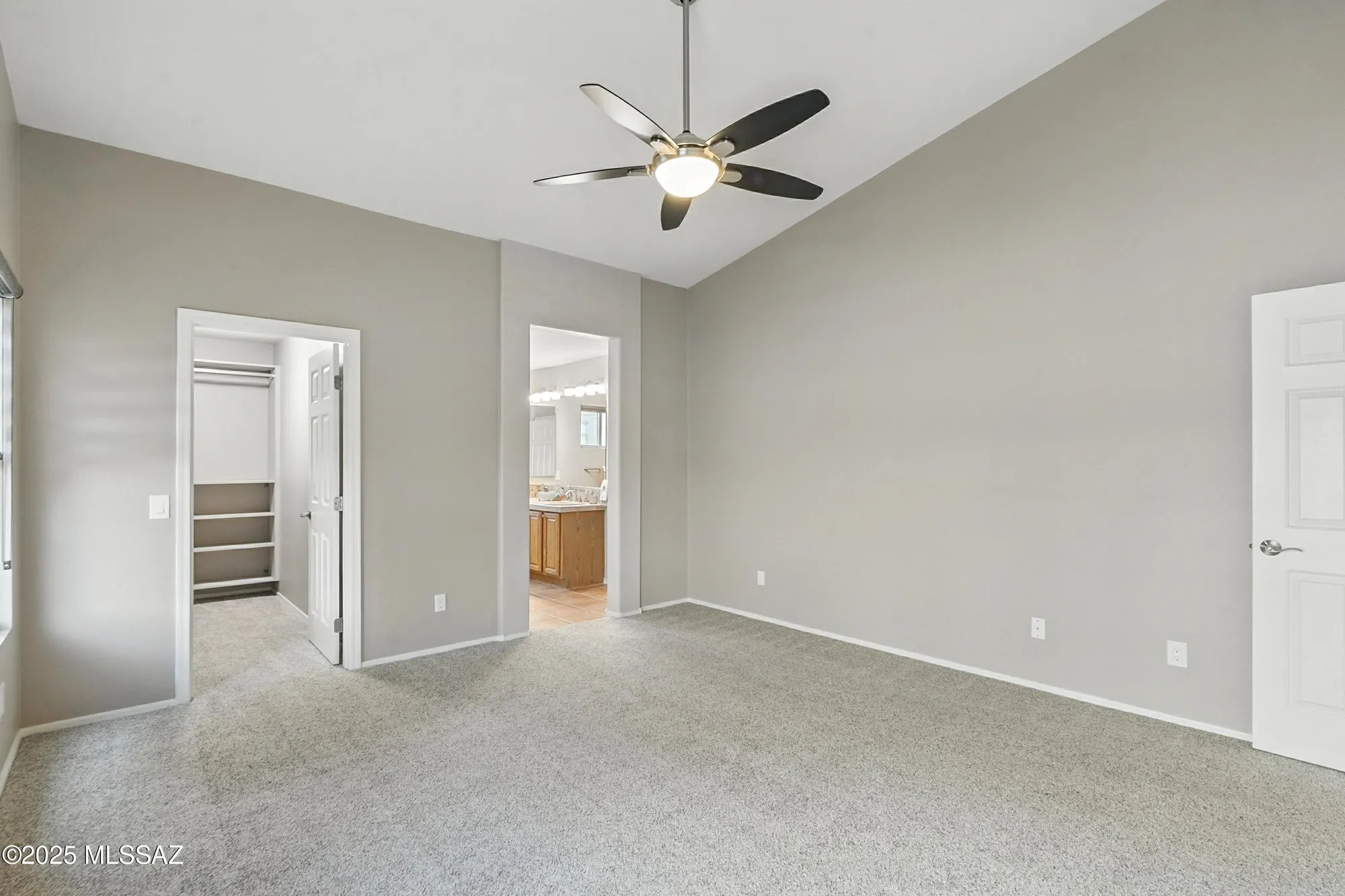 Property Slideshow image 27 of 50 | 1892 e cliff swallow trl, Green Valley, AZ, 85614