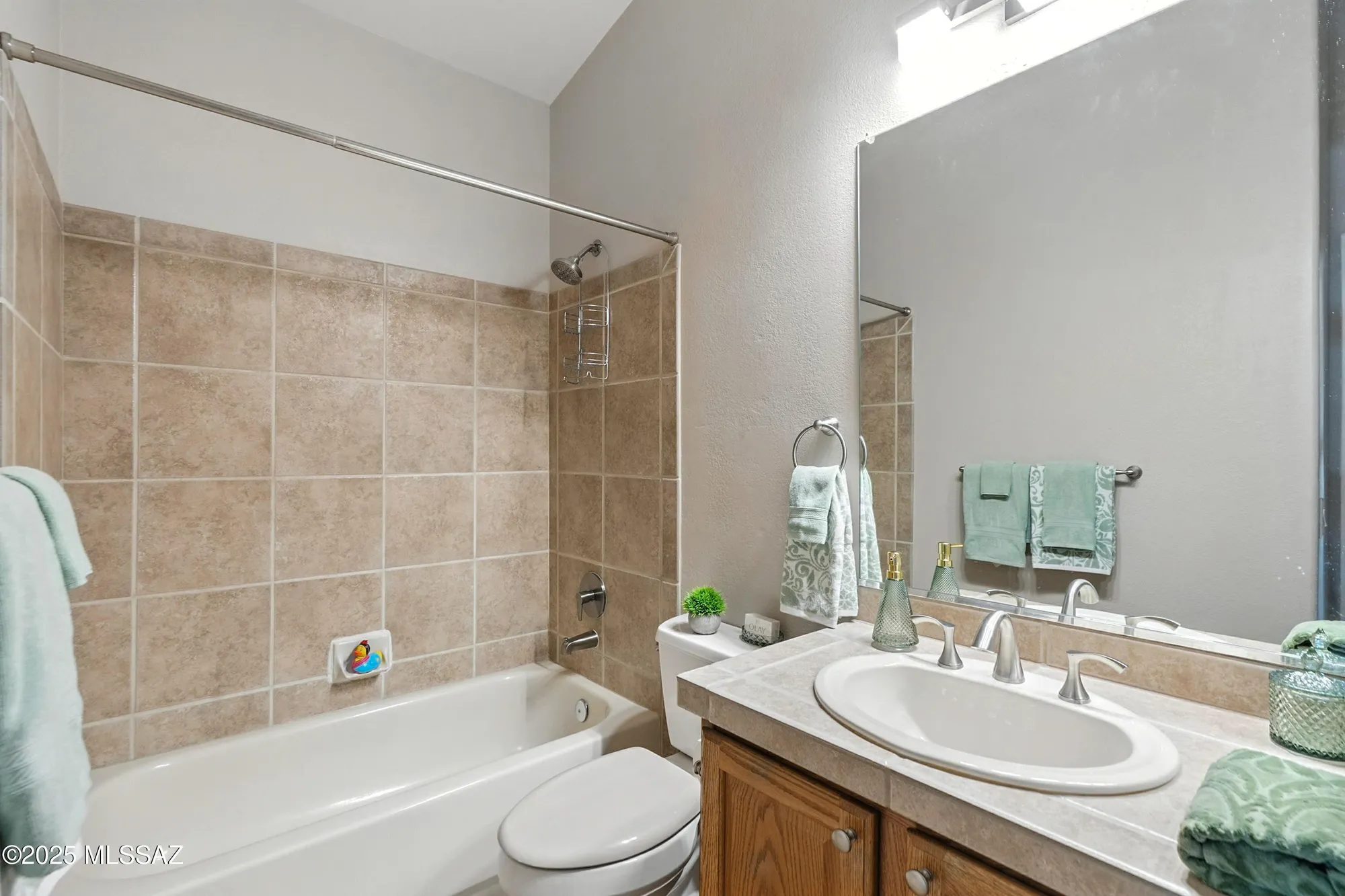 Property Slideshow image 36 of 50 | 1892 e cliff swallow trl, Green Valley, AZ, 85614