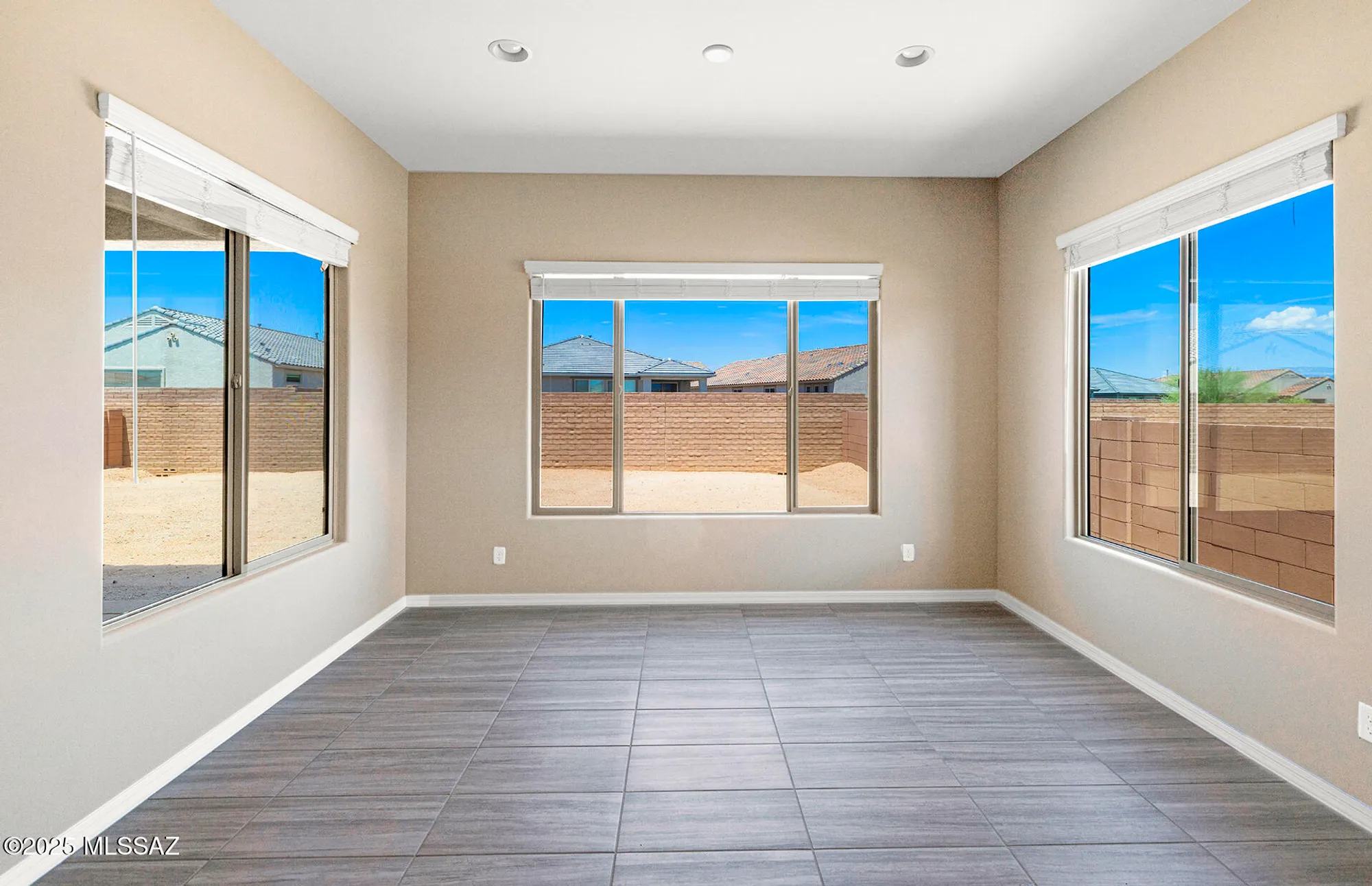Property Slideshow image 7 of 23 | 13559 e red juniper way, Tucson, AZ, 85747