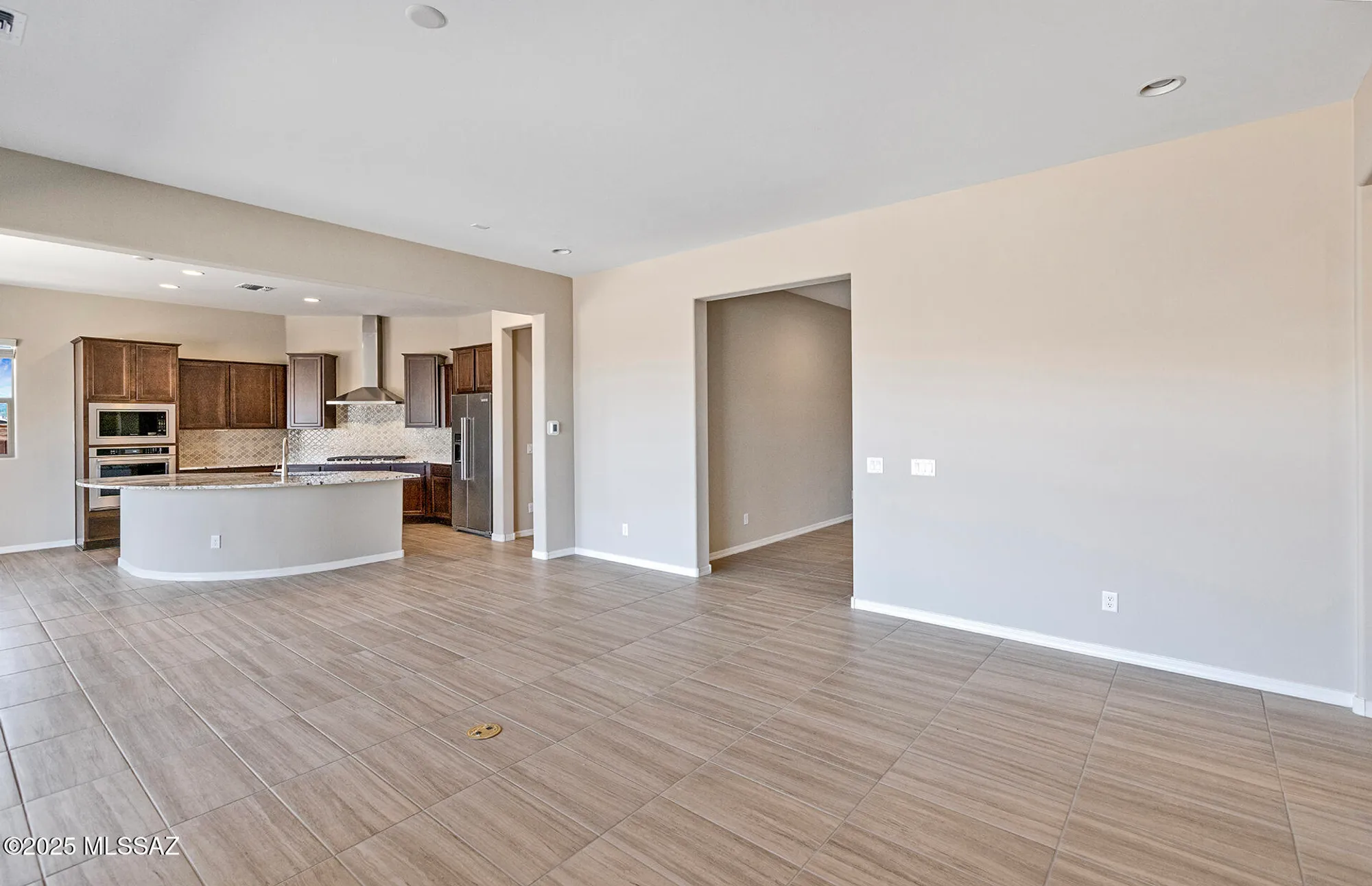 Property Slideshow image 11 of 23 | 13559 e red juniper way, Tucson, AZ, 85747