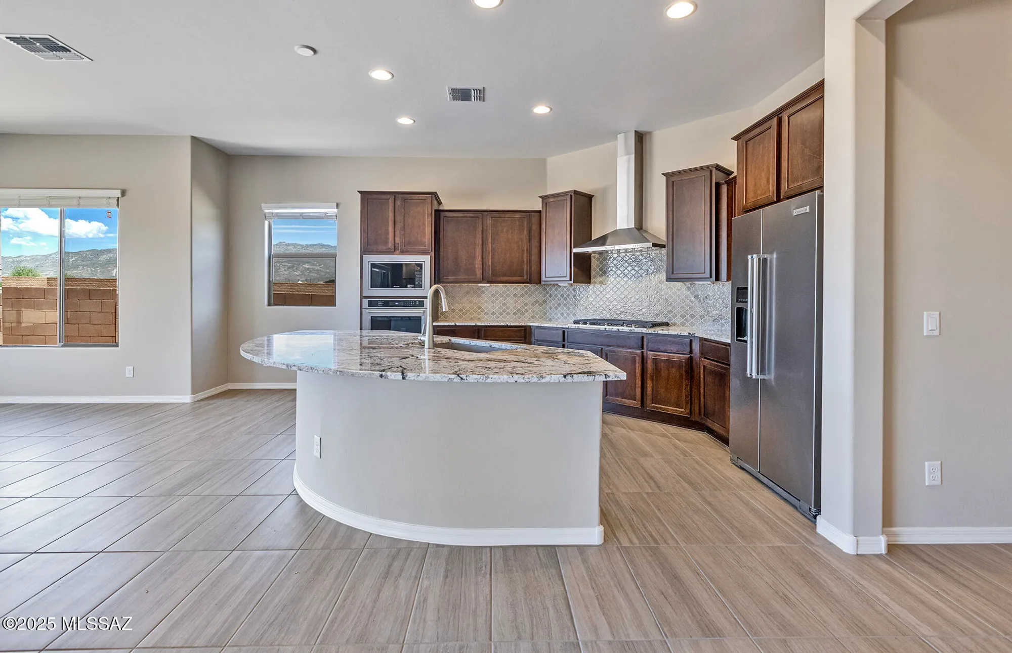 Property Slideshow image 12 of 23 | 13559 e red juniper way, Tucson, AZ, 85747
