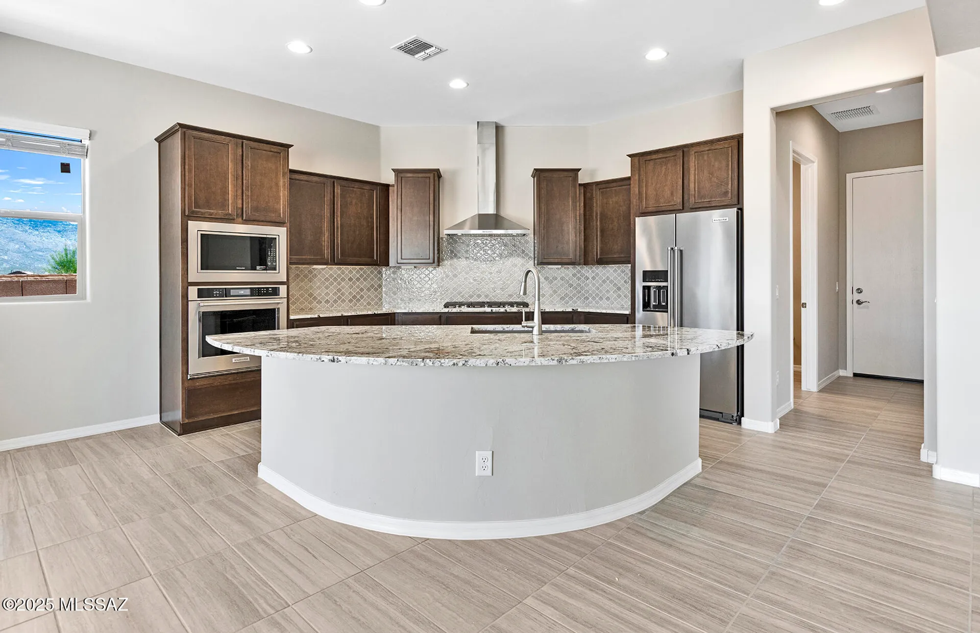 Property Slideshow image 13 of 23 | 13559 e red juniper way, Tucson, AZ, 85747