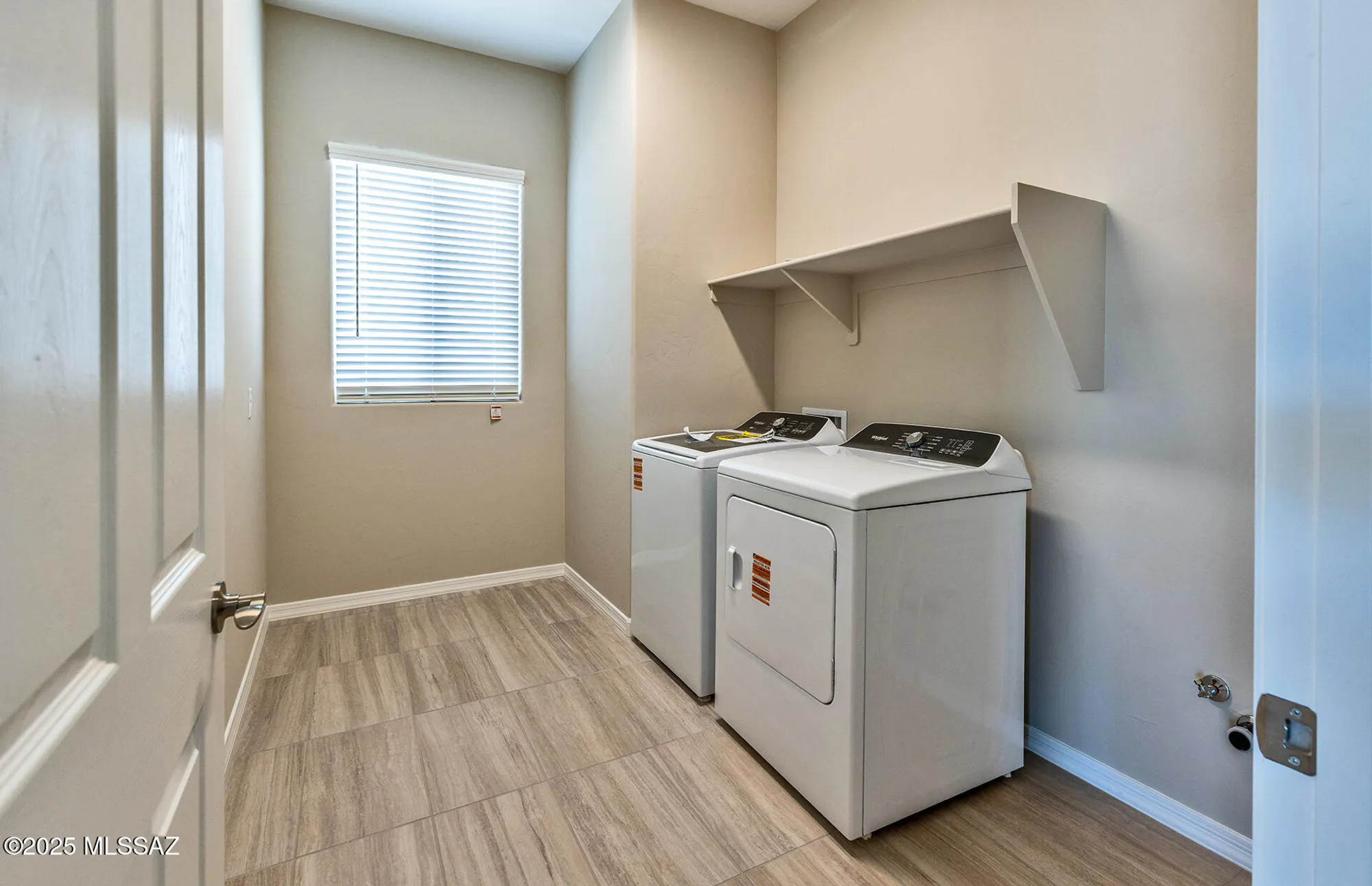 Property Slideshow image 15 of 23 | 13559 e red juniper way, Tucson, AZ, 85747