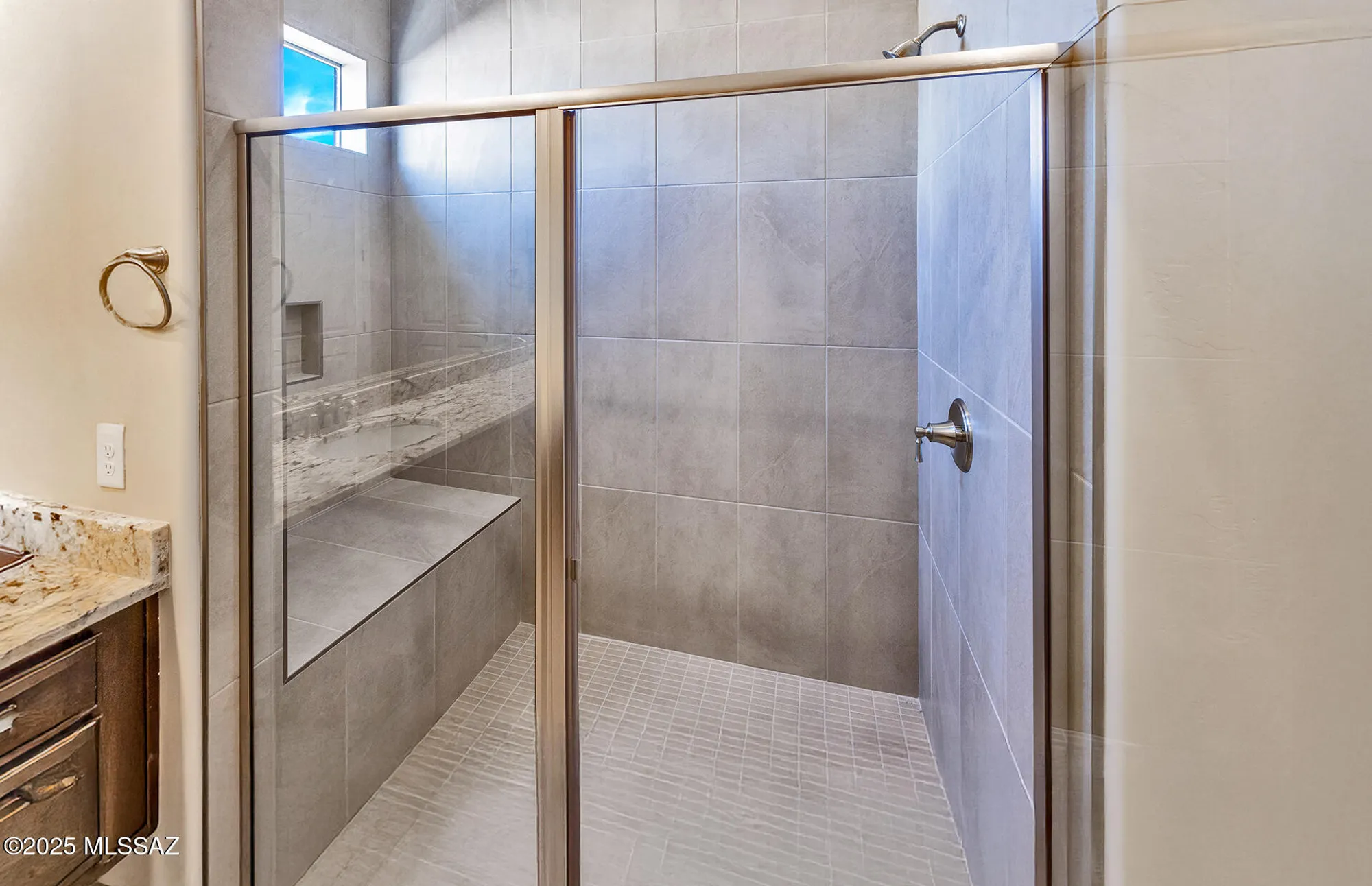 Property Slideshow image 17 of 23 | 13559 e red juniper way, Tucson, AZ, 85747