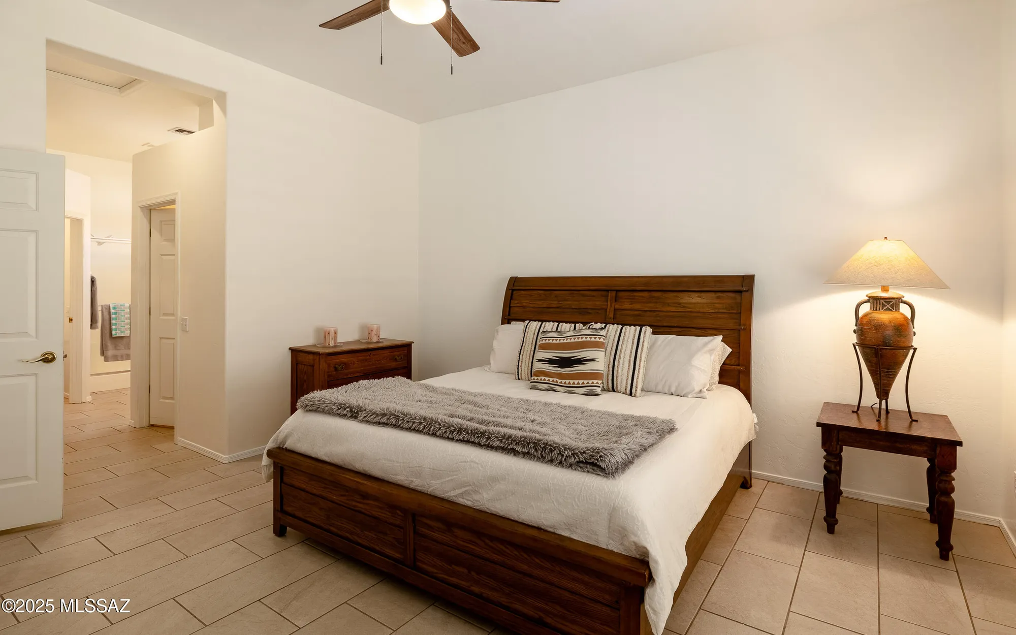 Property Slideshow image 12 of 39 | 13592 n heritage canyon dr, Marana, AZ, 85658