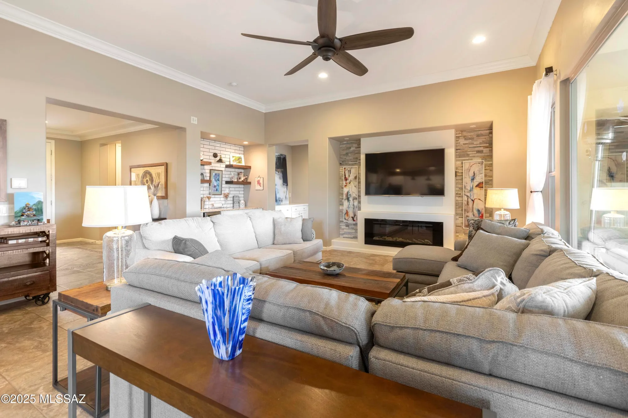 Property Slideshow image 11 of 50 | 31728 s summerwind dr, Oracle, AZ, 85623