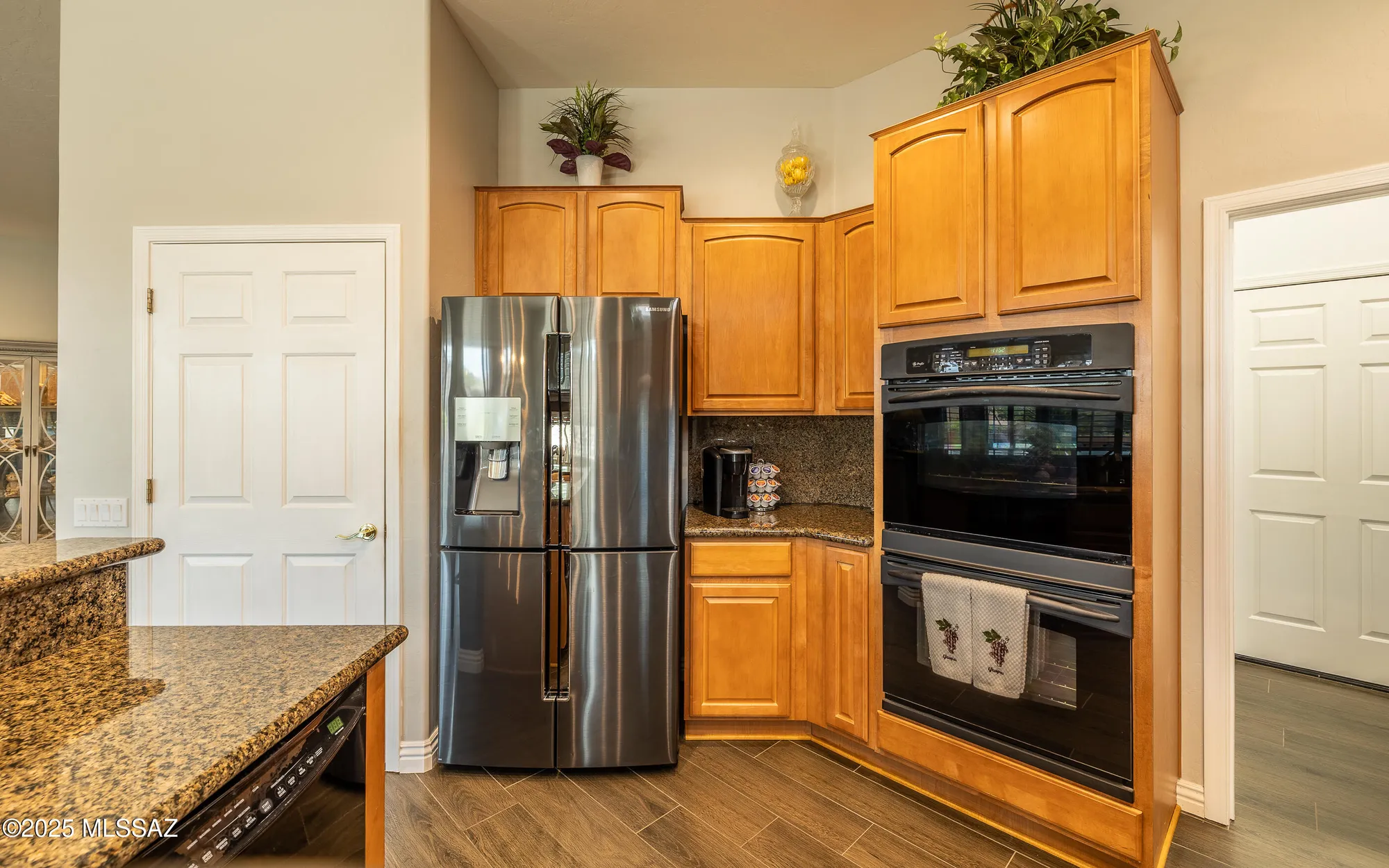 Property Slideshow image 15 of 48 | 5371 w leatherflower ln, Marana, AZ, 85658