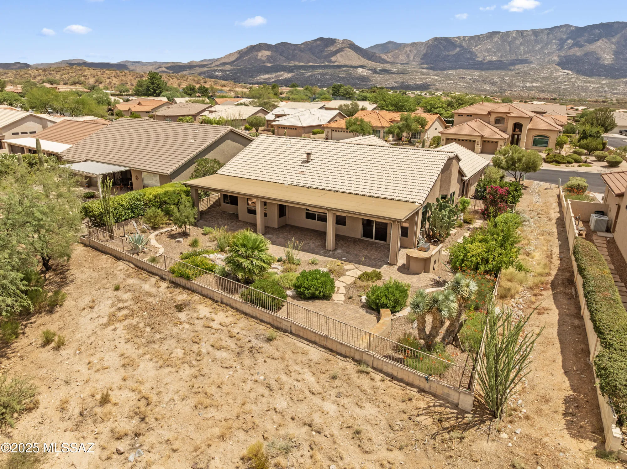 Property Slideshow image 24 of 49 | 38842 s starwood dr, Saddlebrooke, AZ, 85739