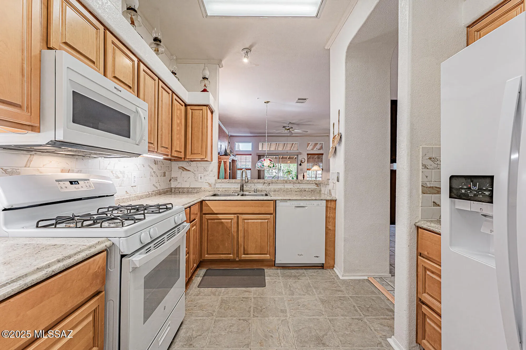 Property Slideshow image 19 of 41 | 542 w riverdale ct, Green Valley, AZ, 85614