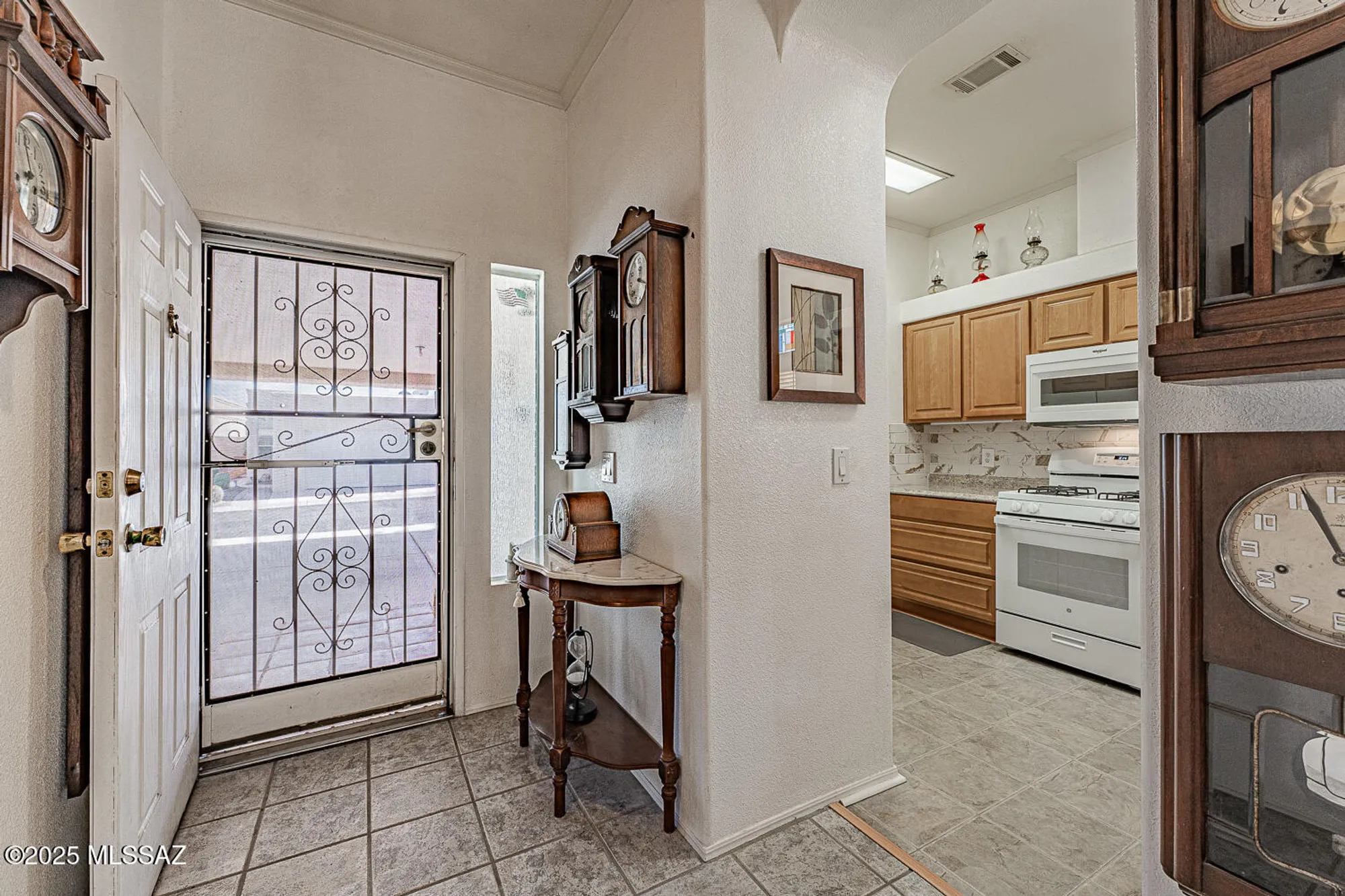 Property Slideshow image 10 of 41 | 542 w riverdale ct, Green Valley, AZ, 85614
