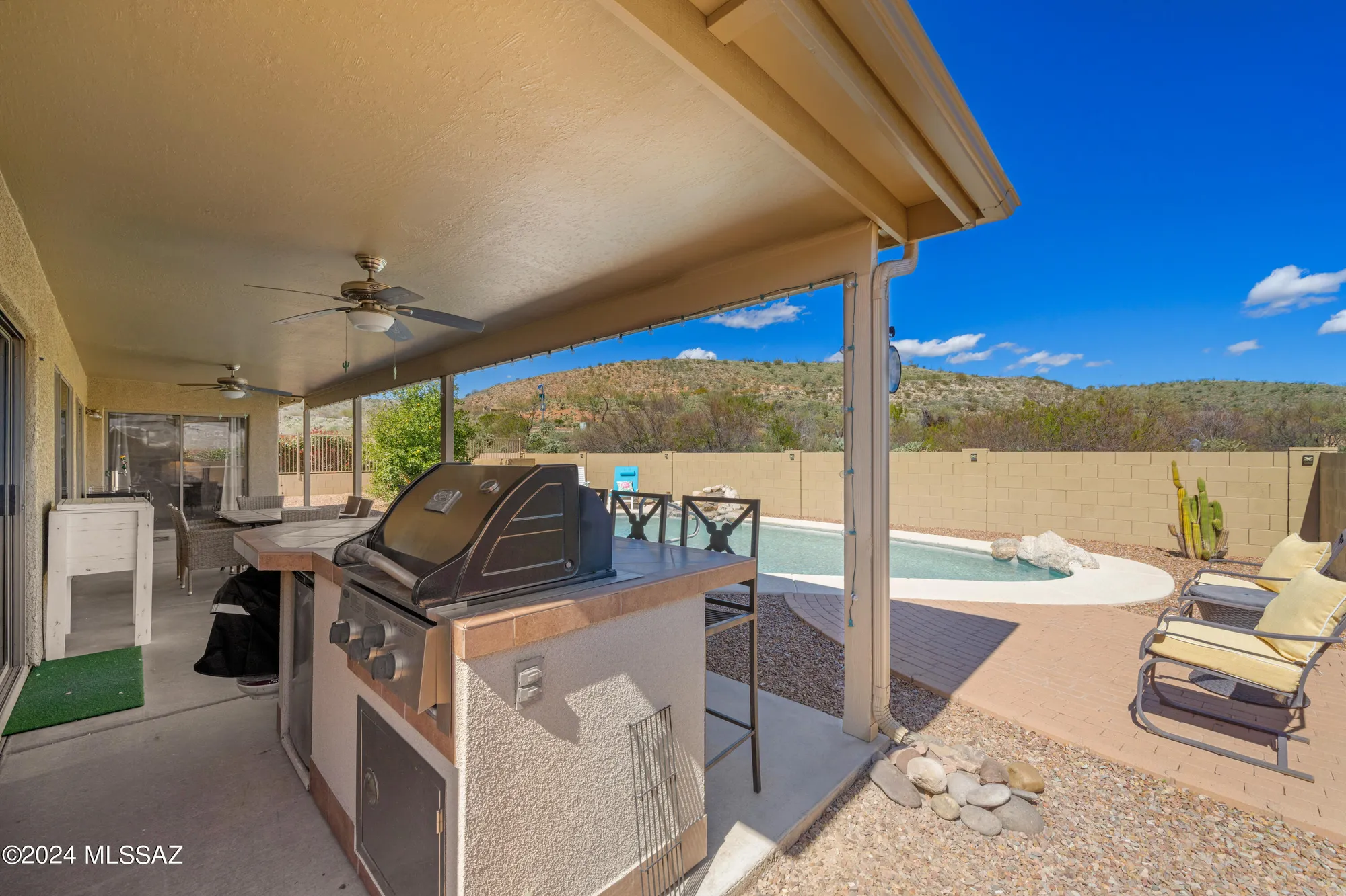 Property Slideshow image 33 of 35 | 37616 s skyline dr, Tucson, AZ, 85739