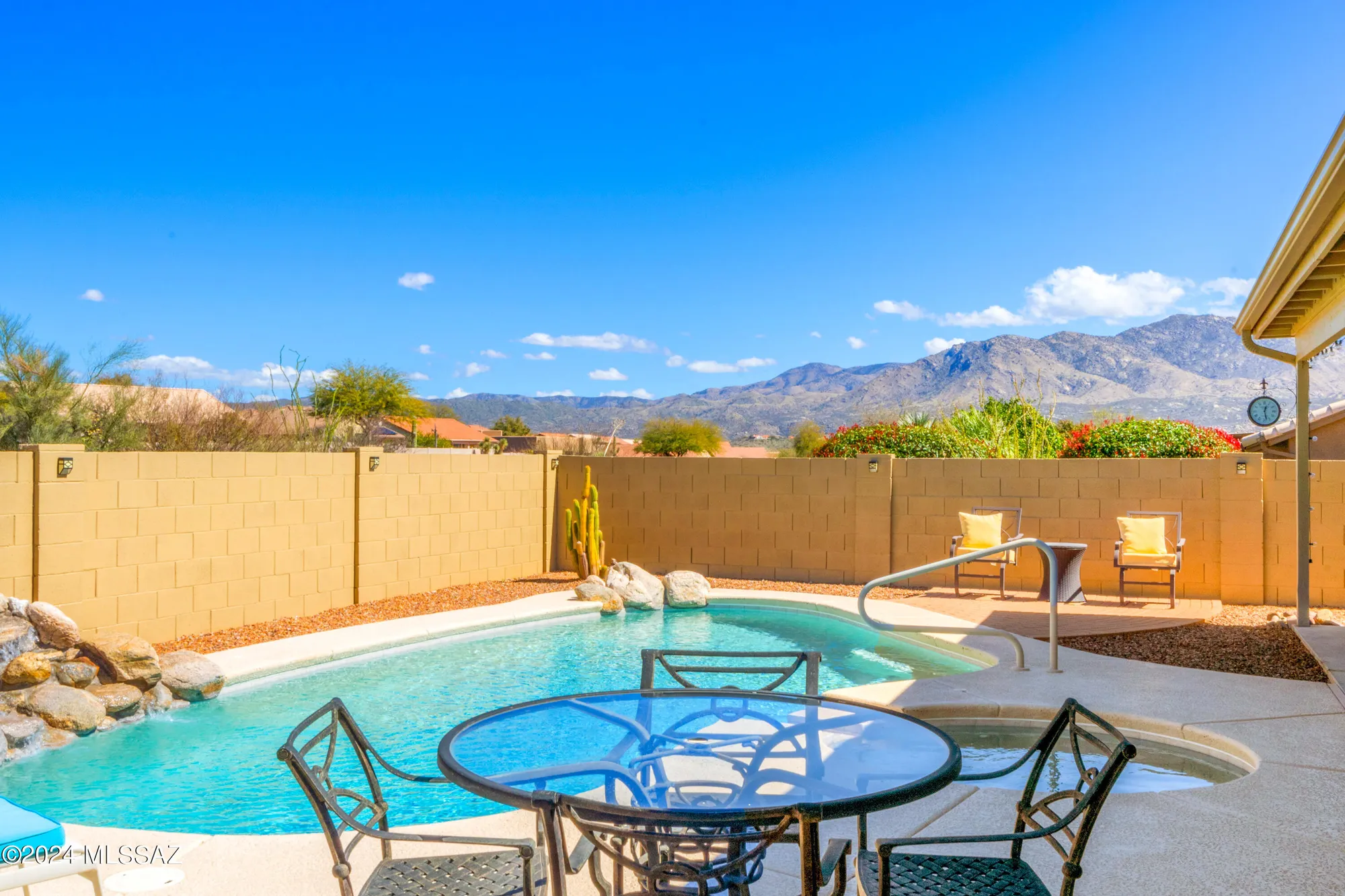 Property Slideshow image 2 of 35 | 37616 s skyline dr, Tucson, AZ, 85739