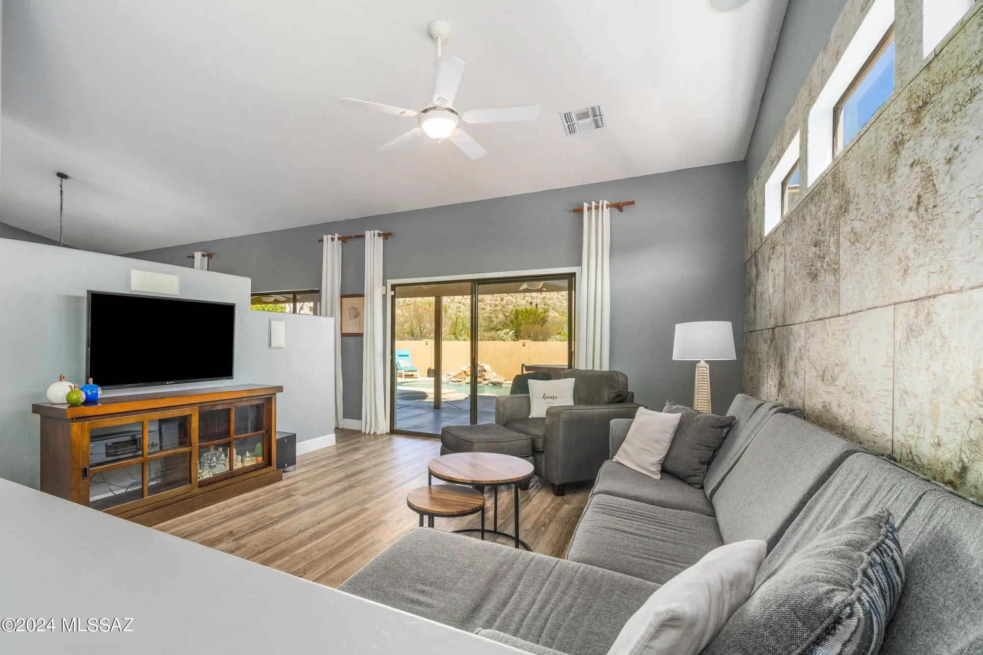 Property Slideshow image 12 of 35 | 37616 s skyline dr, Tucson, AZ, 85739