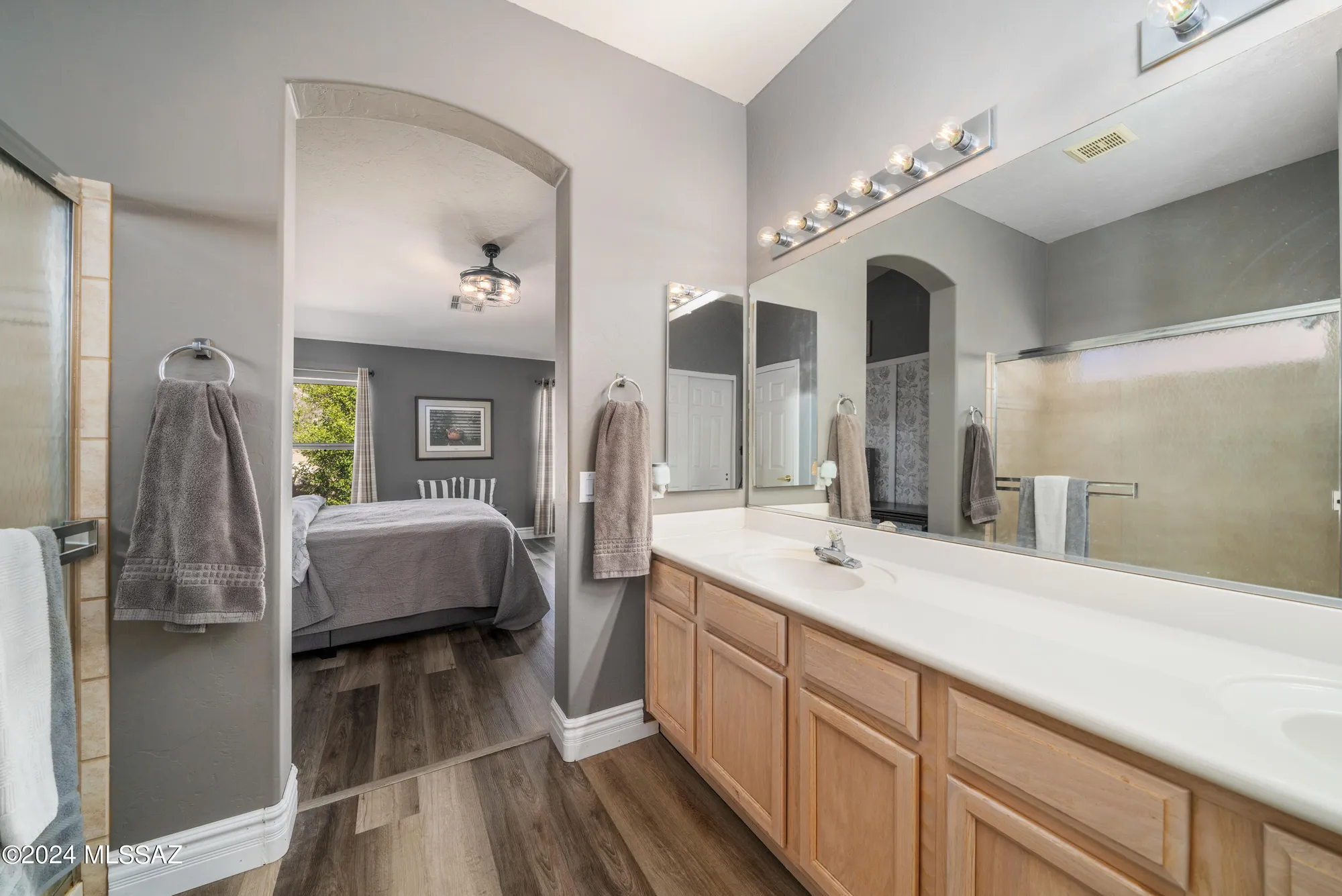 Property Slideshow image 21 of 35 | 37616 s skyline dr, Tucson, AZ, 85739