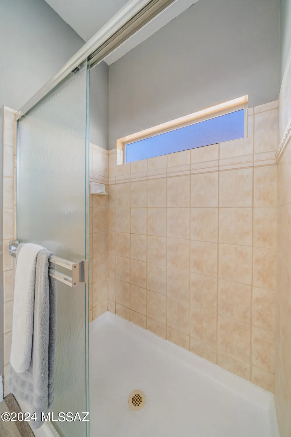 Property Slideshow image 23 of 35 | 37616 s skyline dr, Tucson, AZ, 85739
