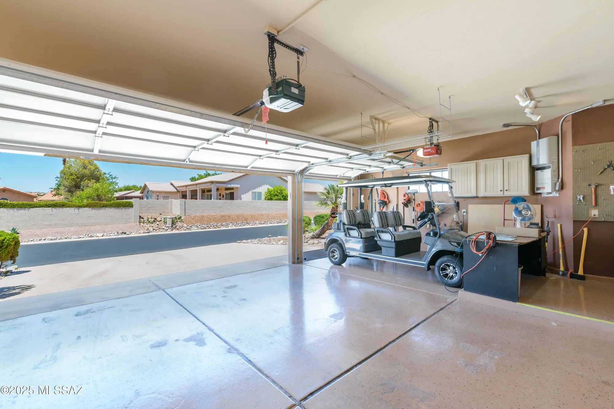 Property Slideshow image 28 of 41 | 65185 e canyon dr, Tucson, AZ, 85739