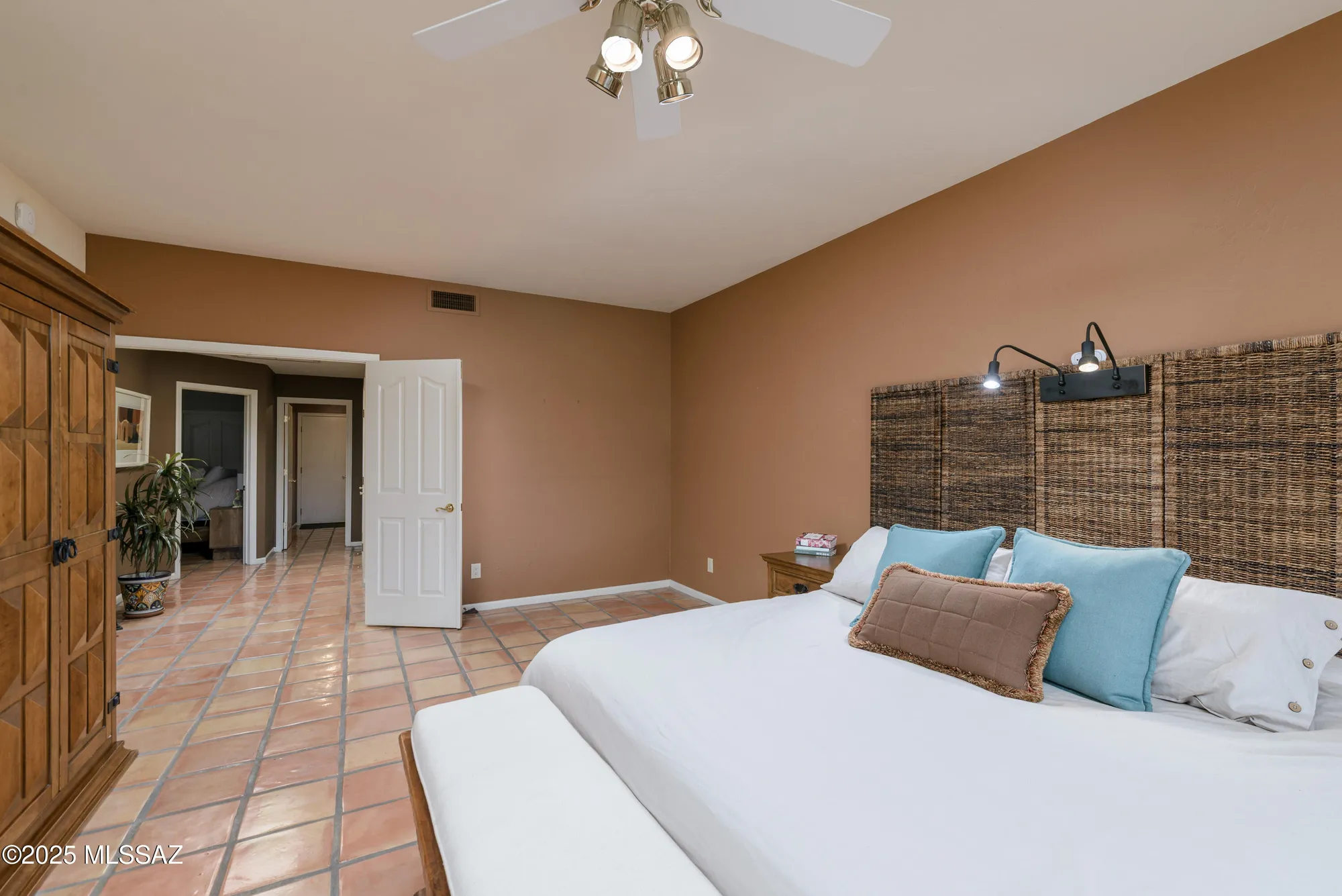 Property Slideshow image 20 of 41 | 65185 e canyon dr, Tucson, AZ, 85739