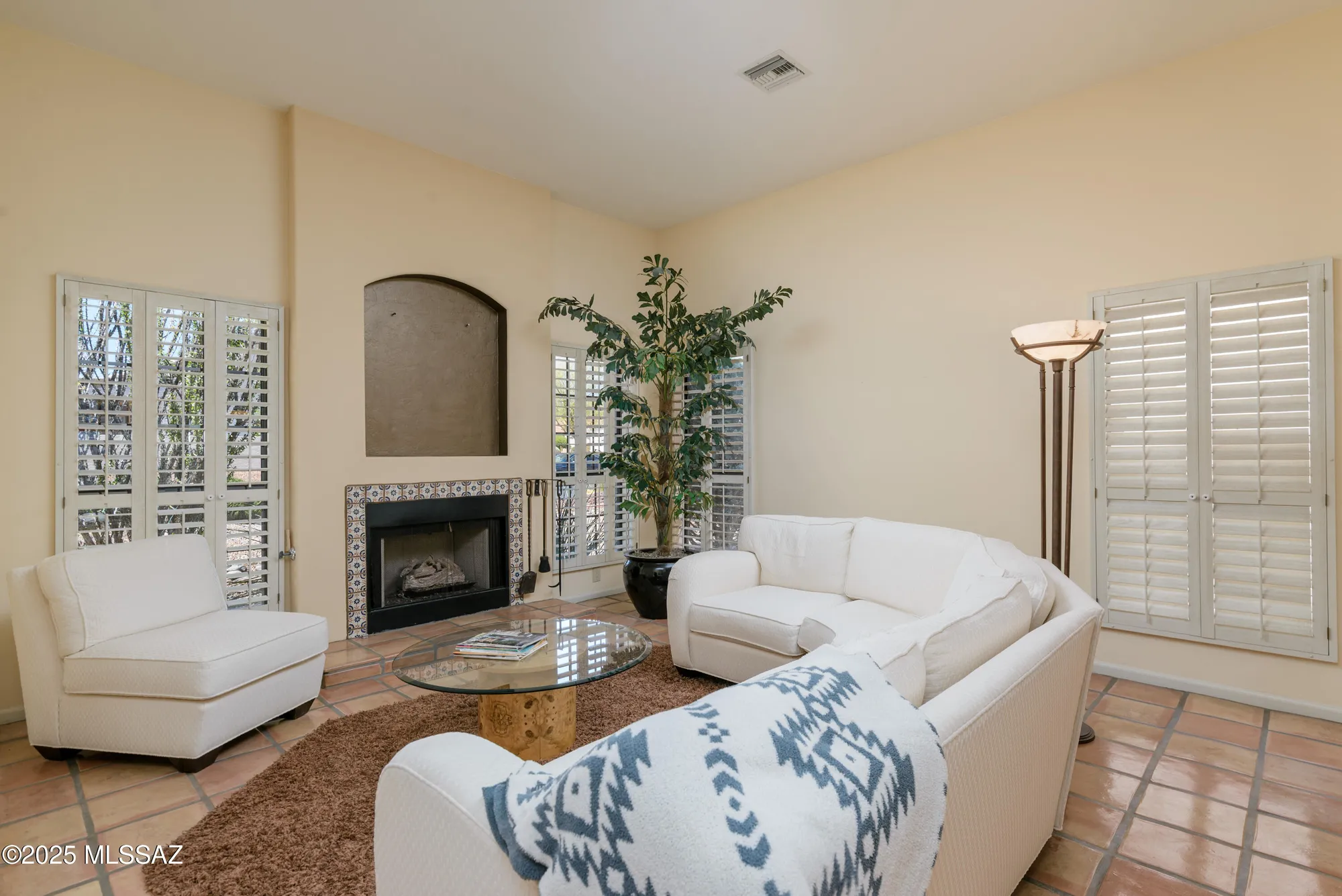 Property Slideshow image 6 of 41 | 65185 e canyon dr, Tucson, AZ, 85739