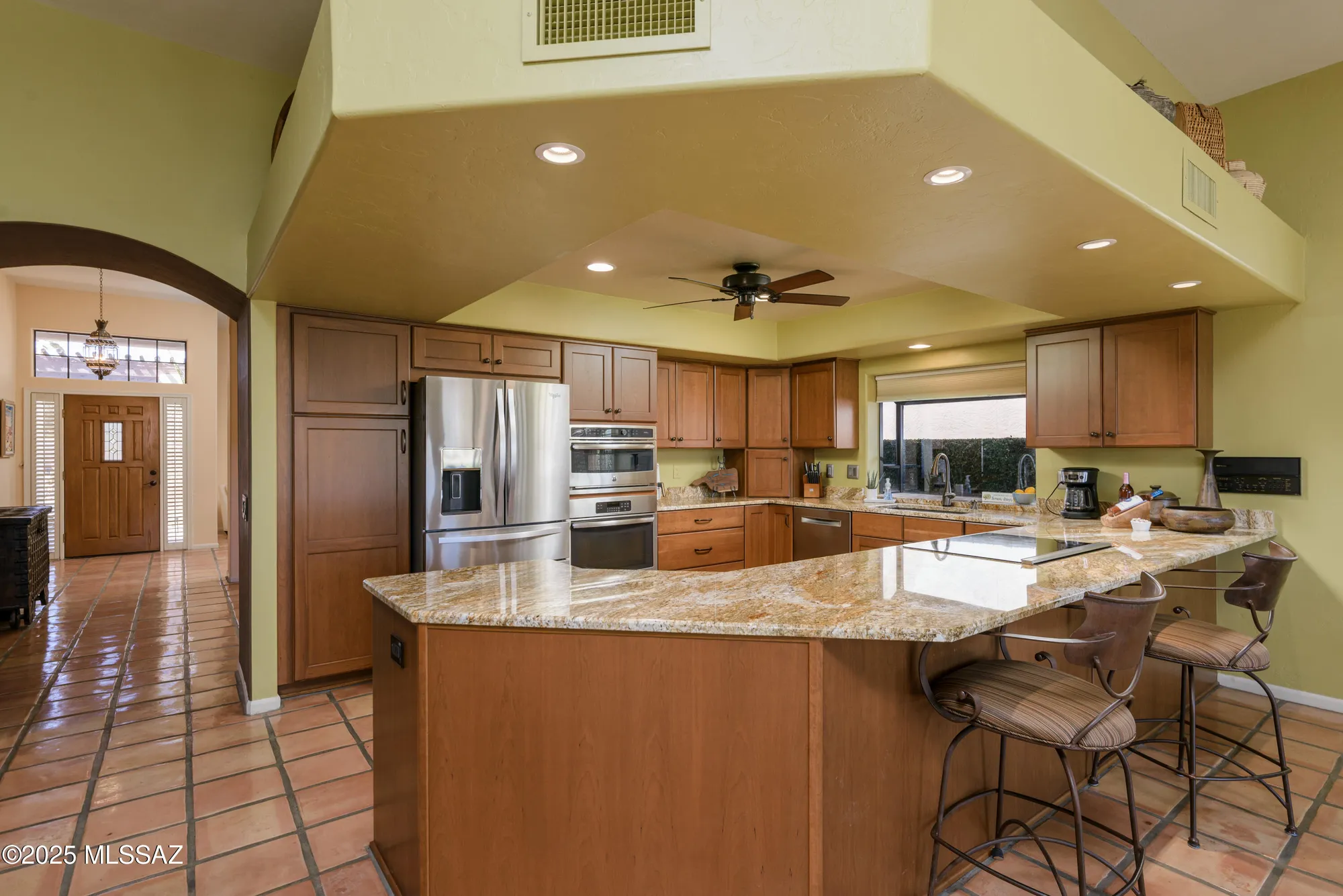 Property Slideshow image 10 of 41 | 65185 e canyon dr, Tucson, AZ, 85739