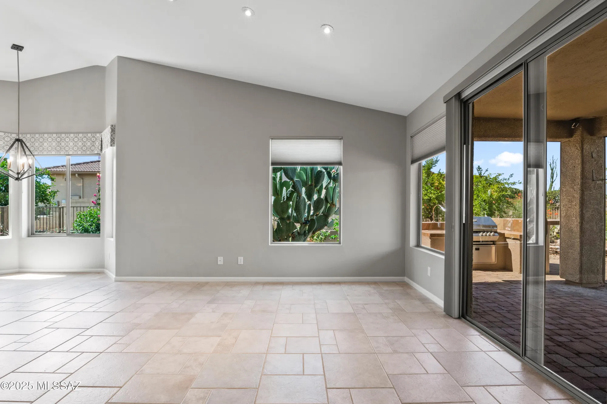 Property Slideshow image 22 of 49 | 38842 s starwood dr, Saddlebrooke, AZ, 85739